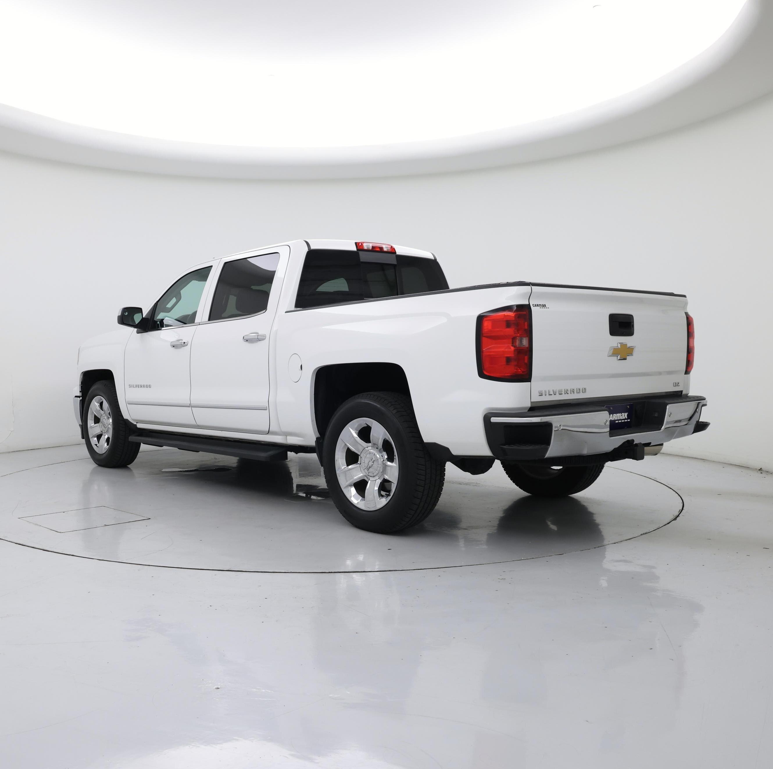 Thumbnail: 2015 Chevrolet Silverado 1500 - 2