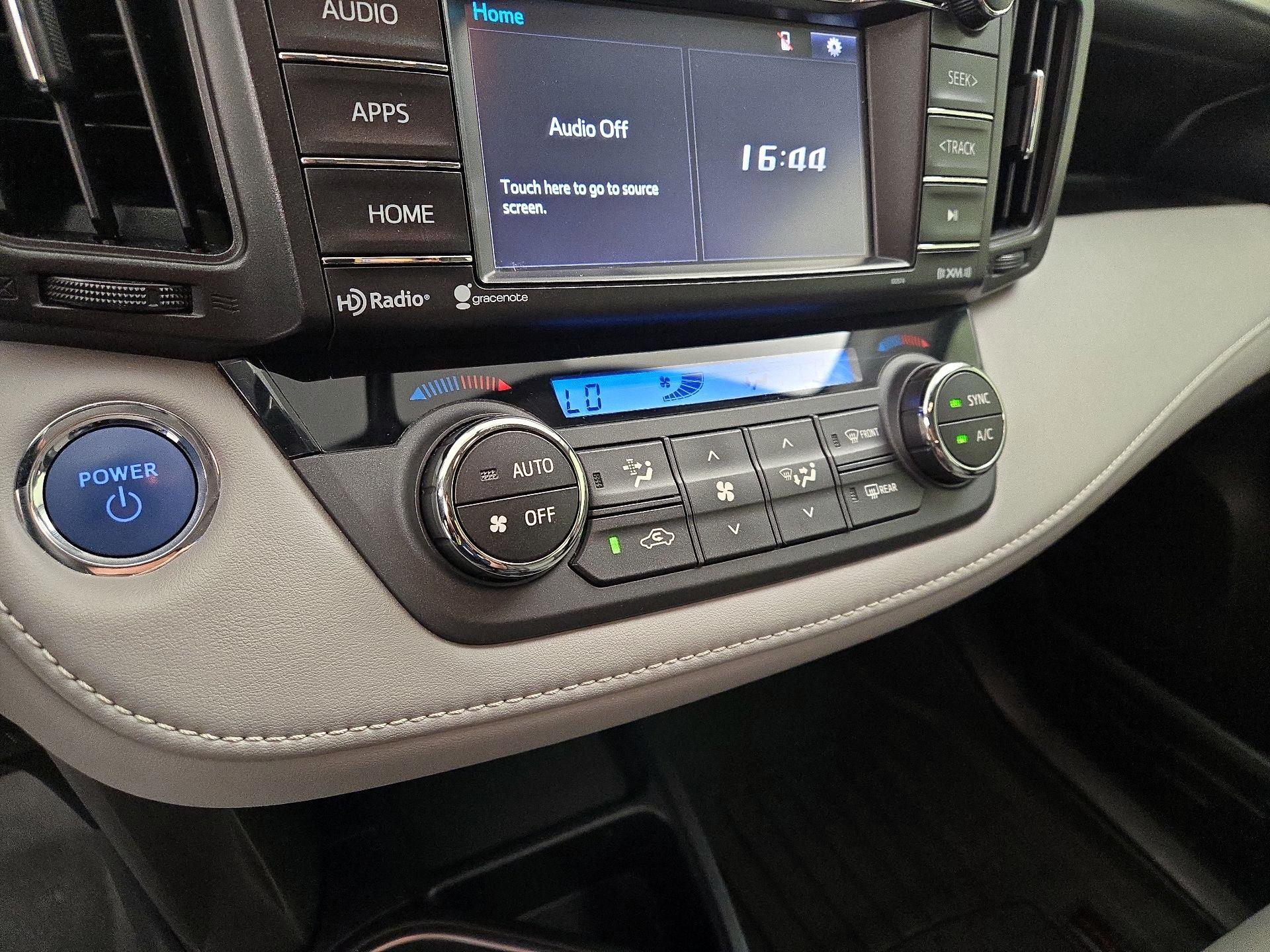 Thumbnail: 2016 Toyota RAV4 - 16