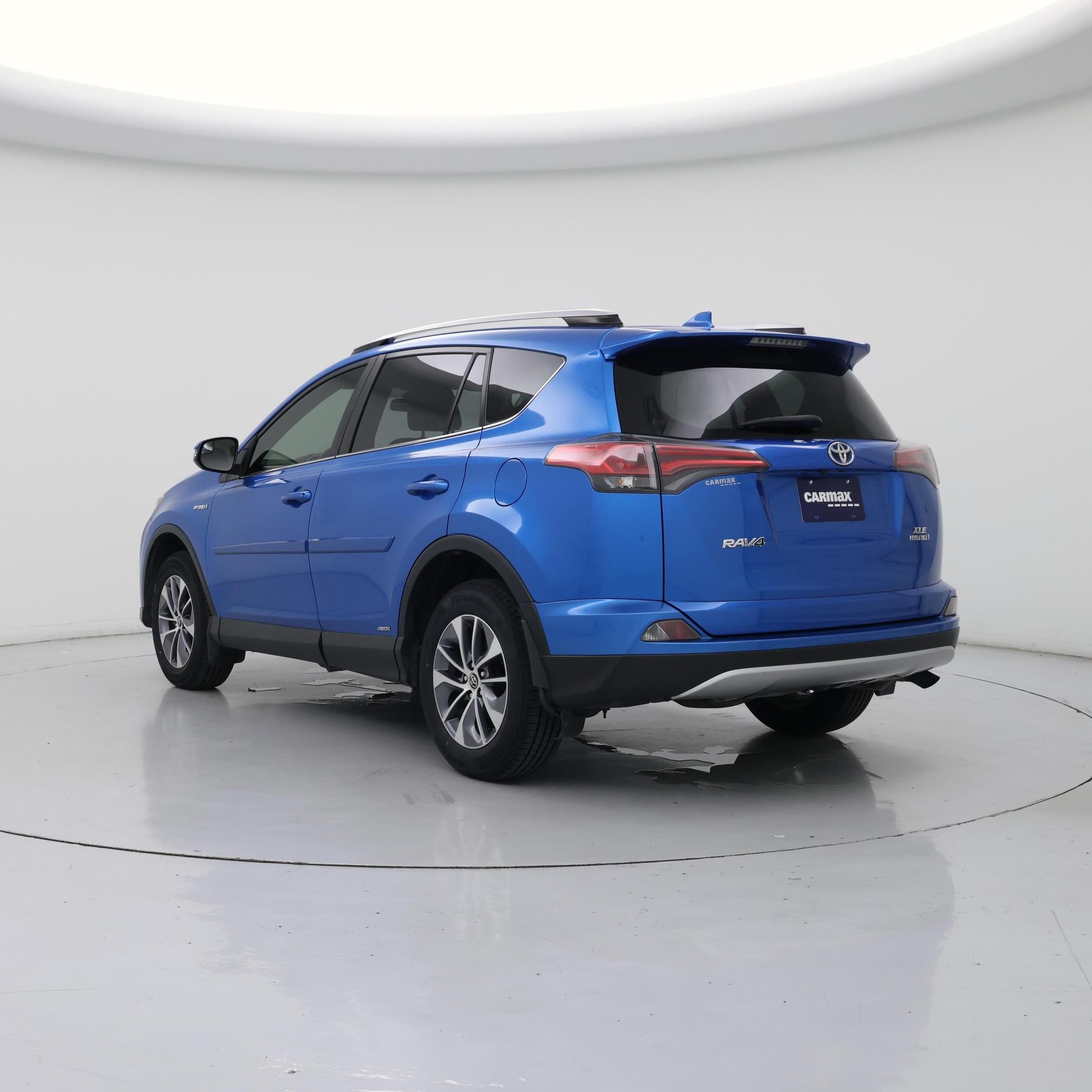 Thumbnail: 2016 Toyota RAV4 - 2