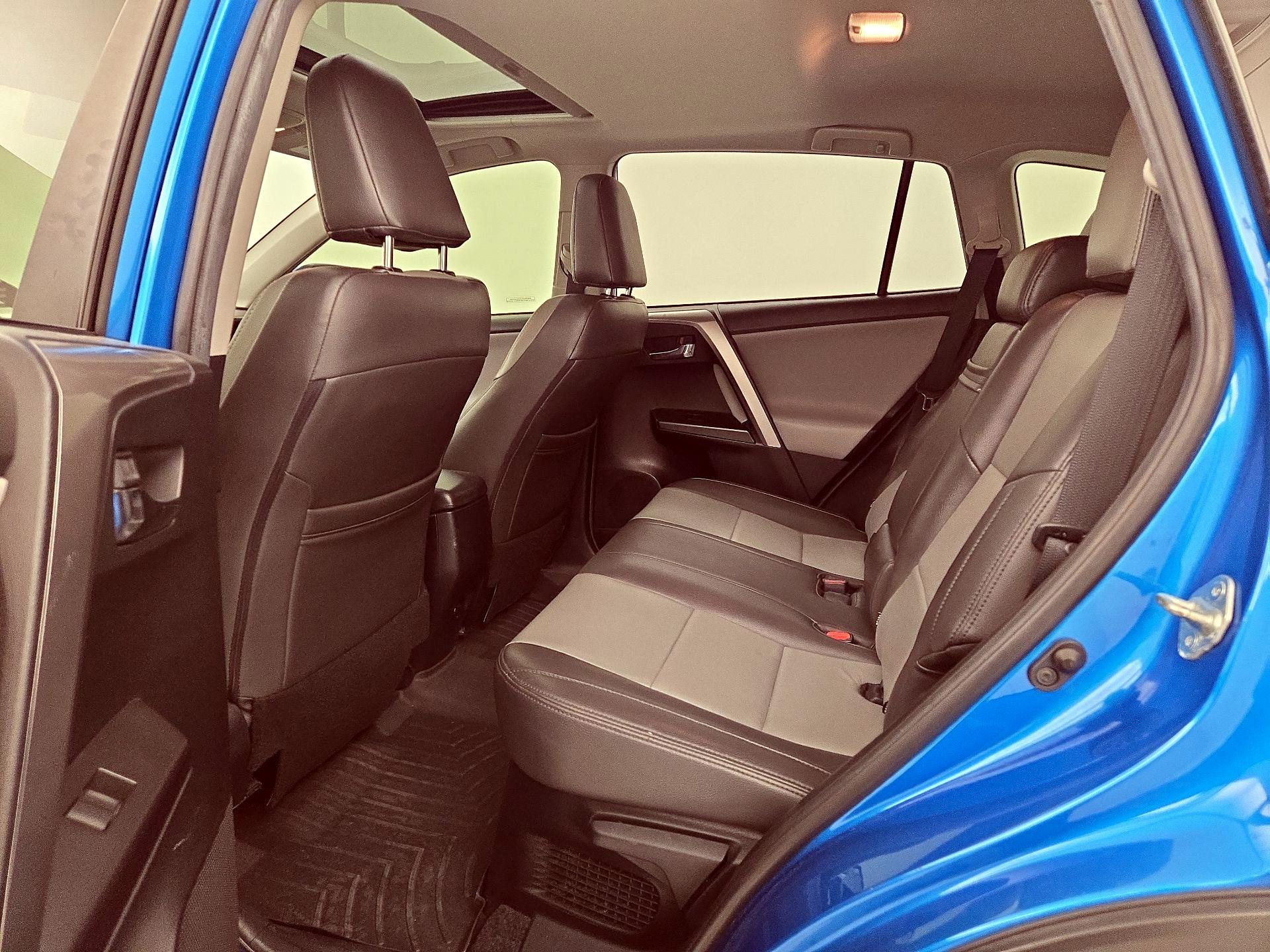 Thumbnail: 2016 Toyota RAV4 - 20
