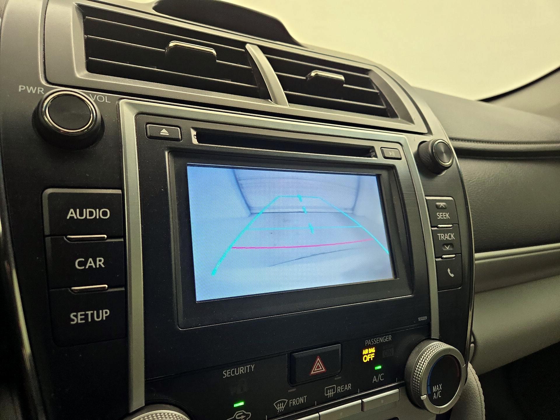 Thumbnail: 2014 Toyota Camry - 14