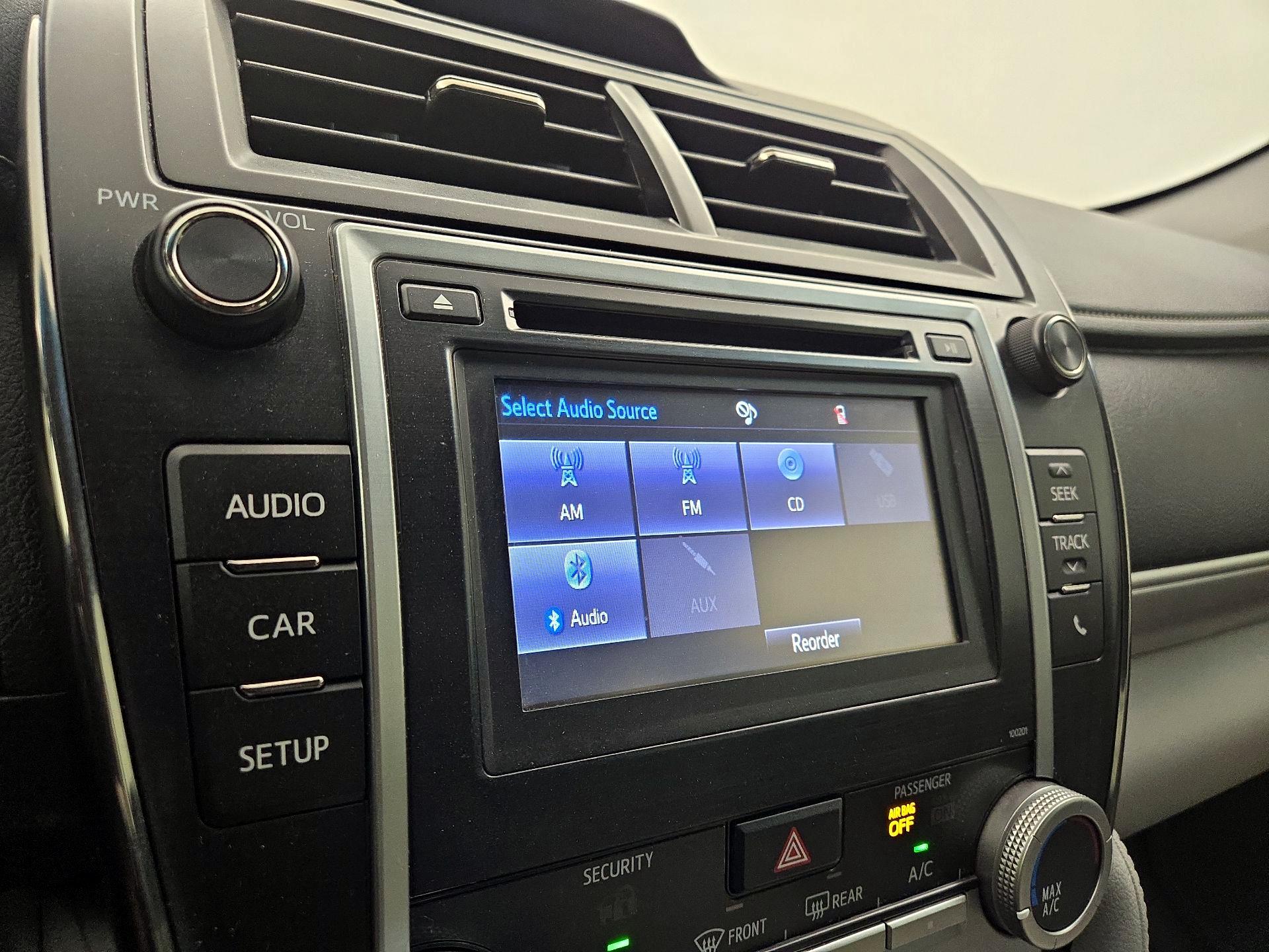Thumbnail: 2014 Toyota Camry - 15