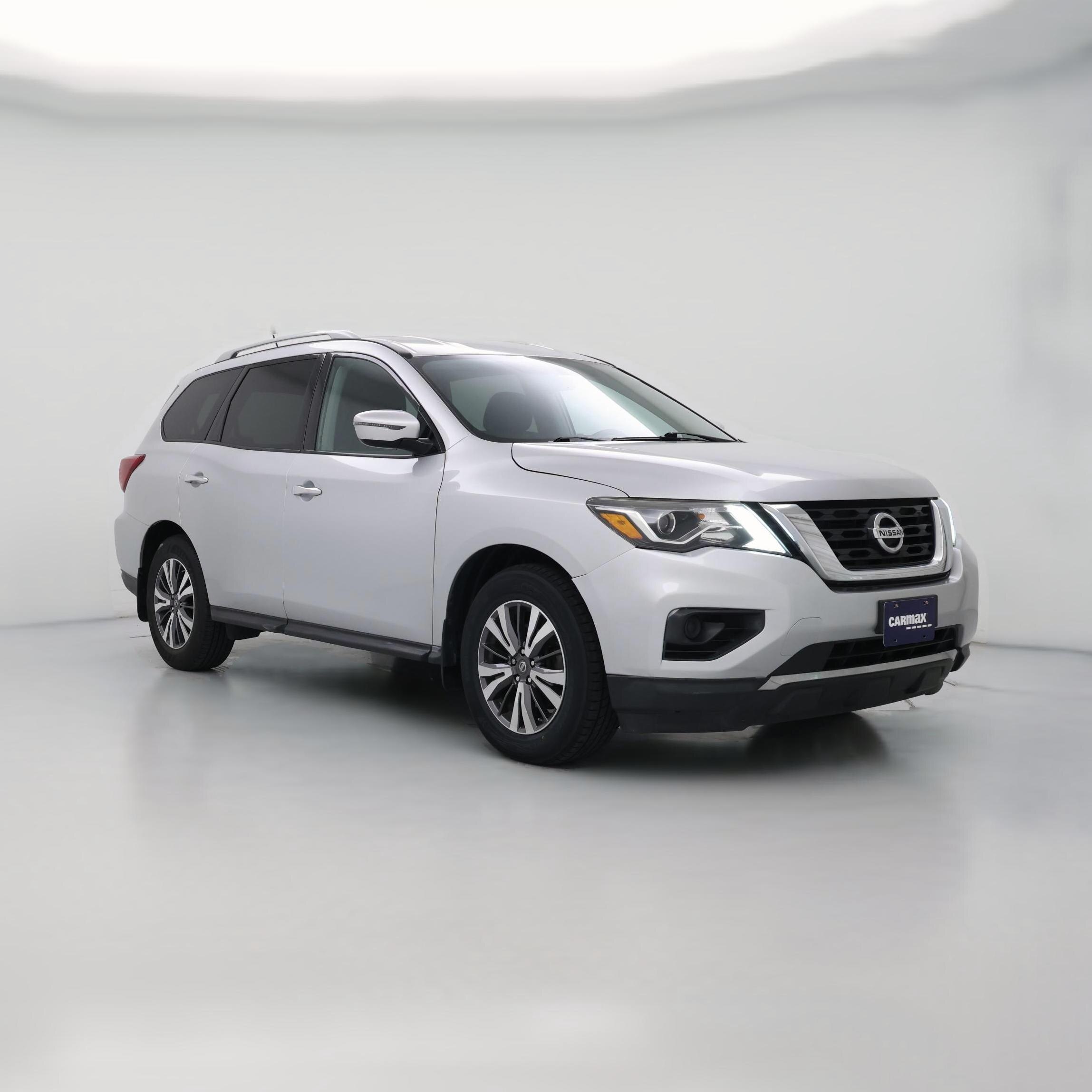 Thumbnail: 2017 Nissan Pathfinder - 1