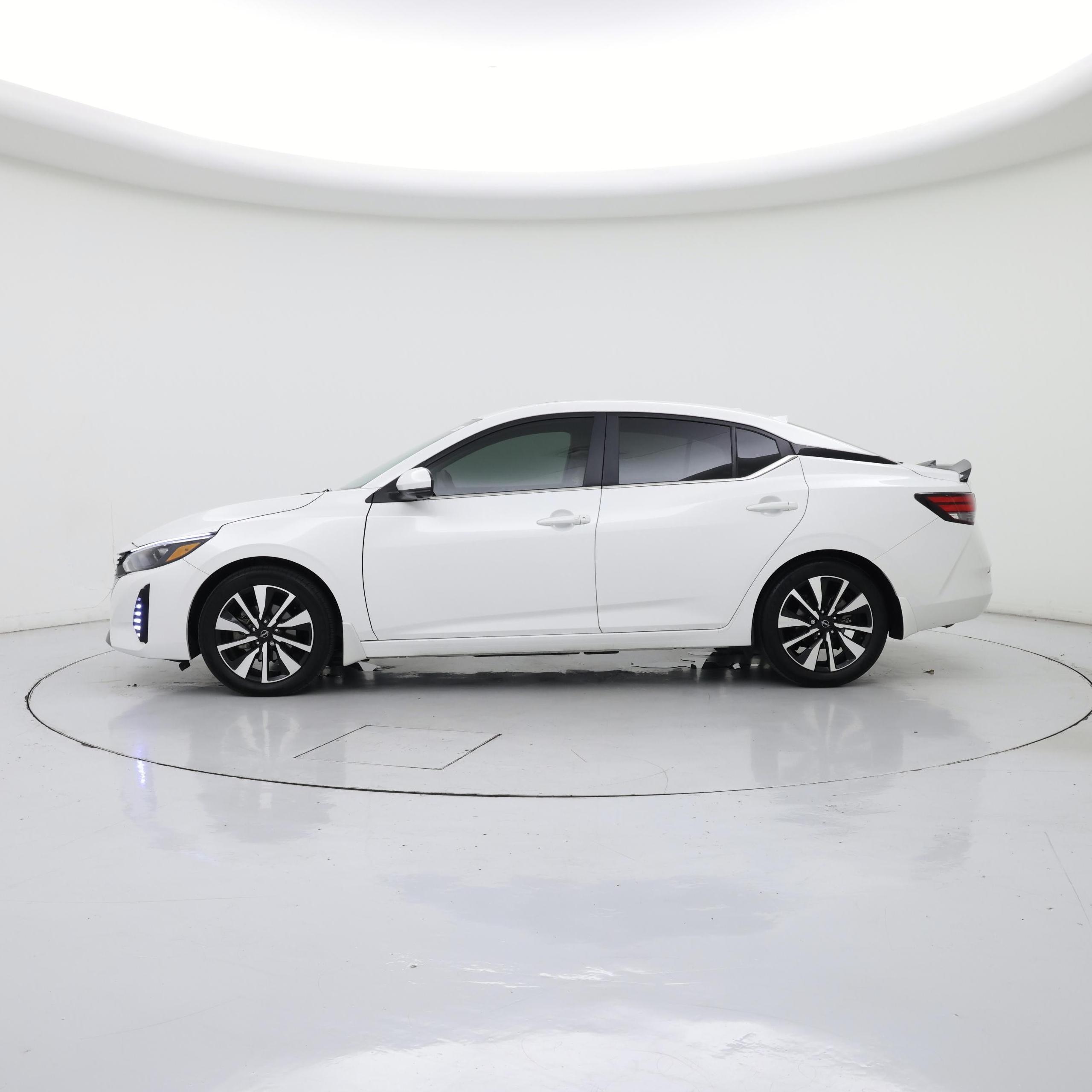 Thumbnail: 2024 Nissan Sentra - 3