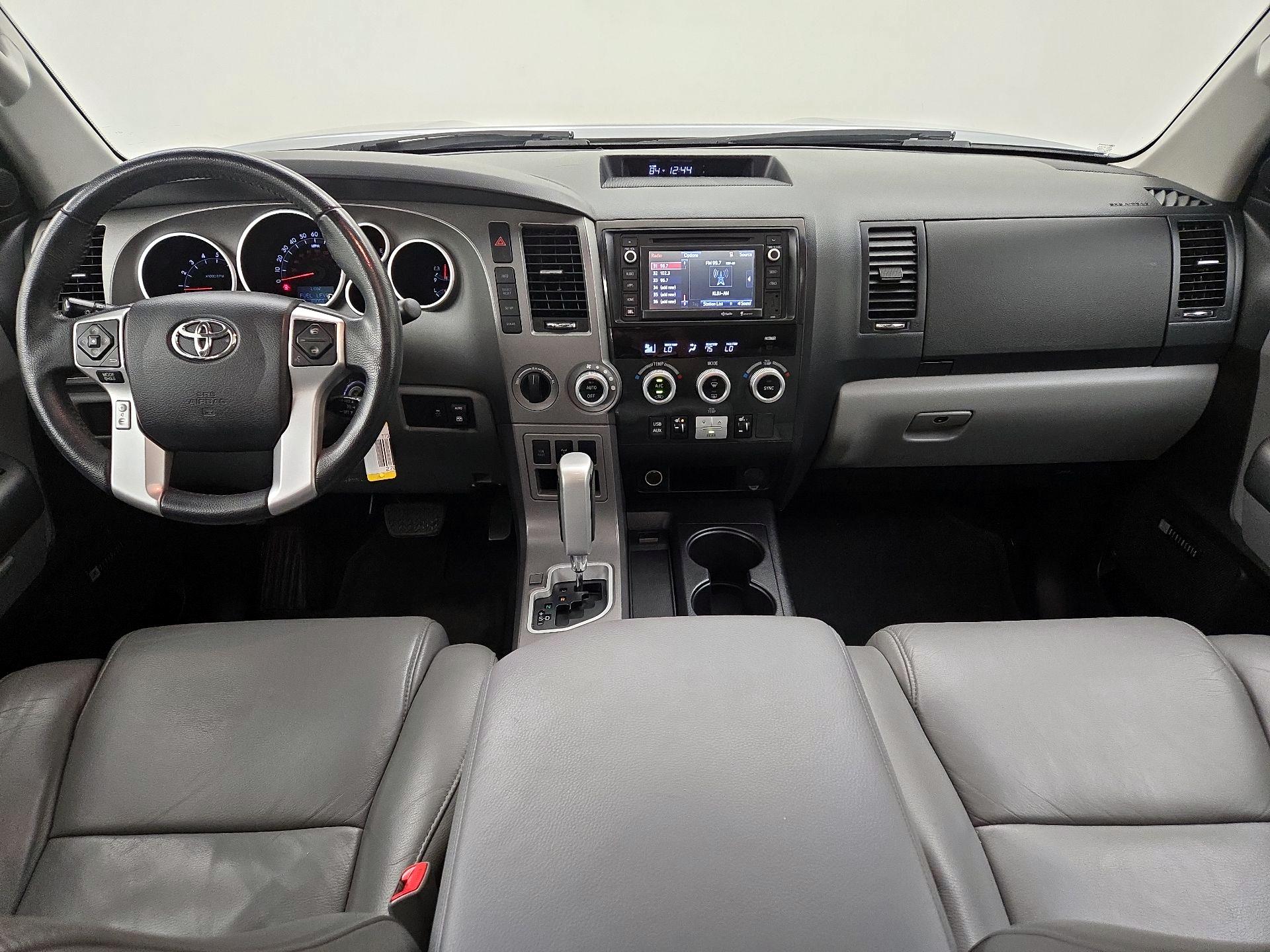 Thumbnail: 2015 Toyota Sequoia - 9