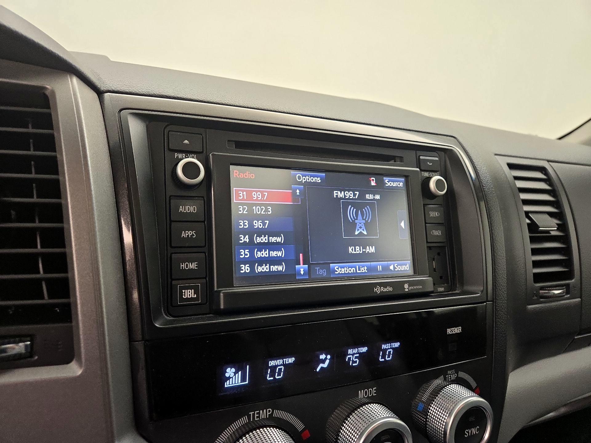 Thumbnail: 2015 Toyota Sequoia - 15