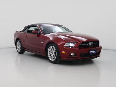 Red 2014 Ford Mustang