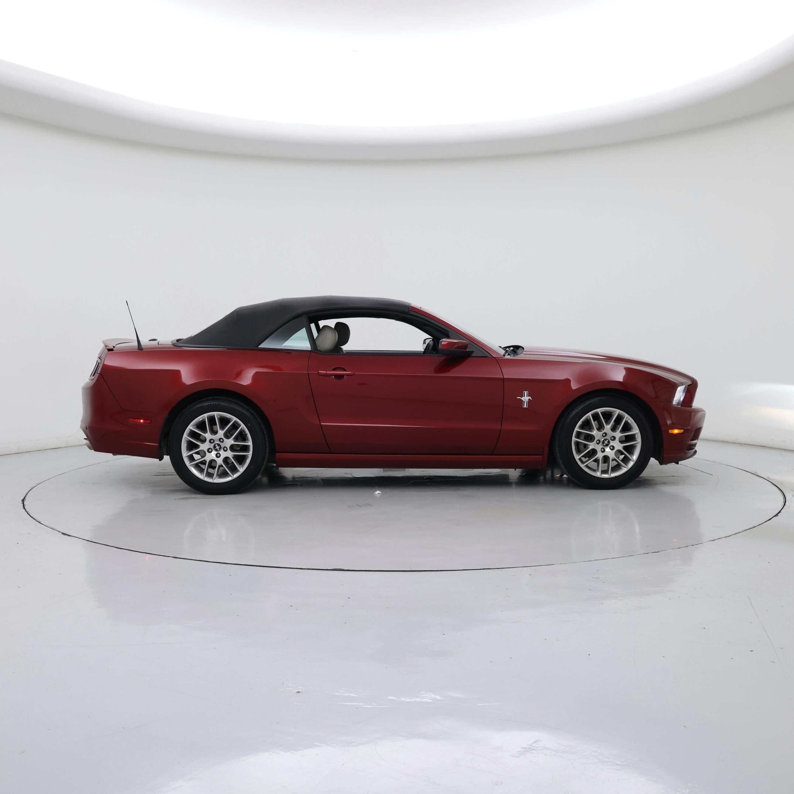 Thumbnail: 2014 Ford Mustang - 7