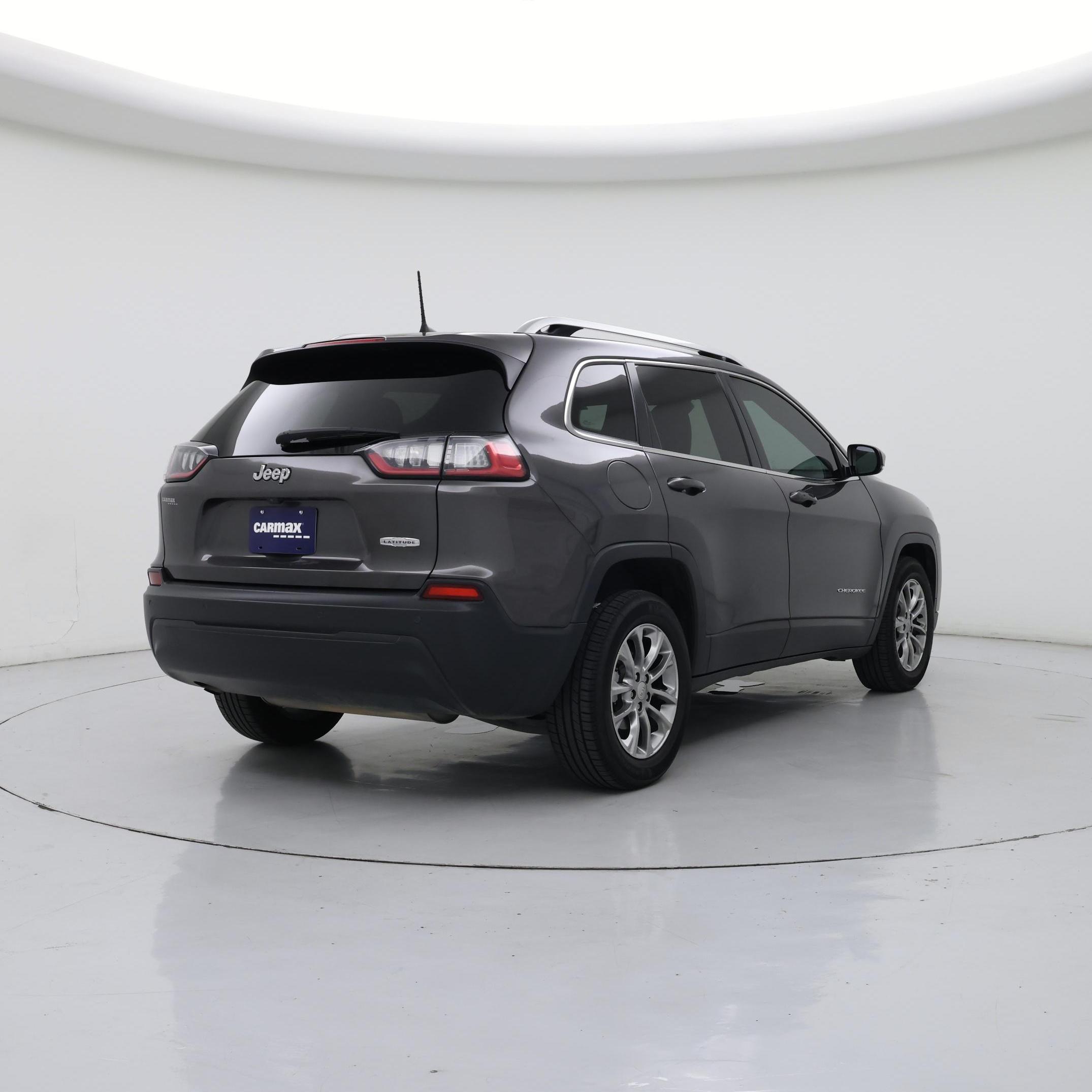 Thumbnail: 2019 Jeep Cherokee - 8