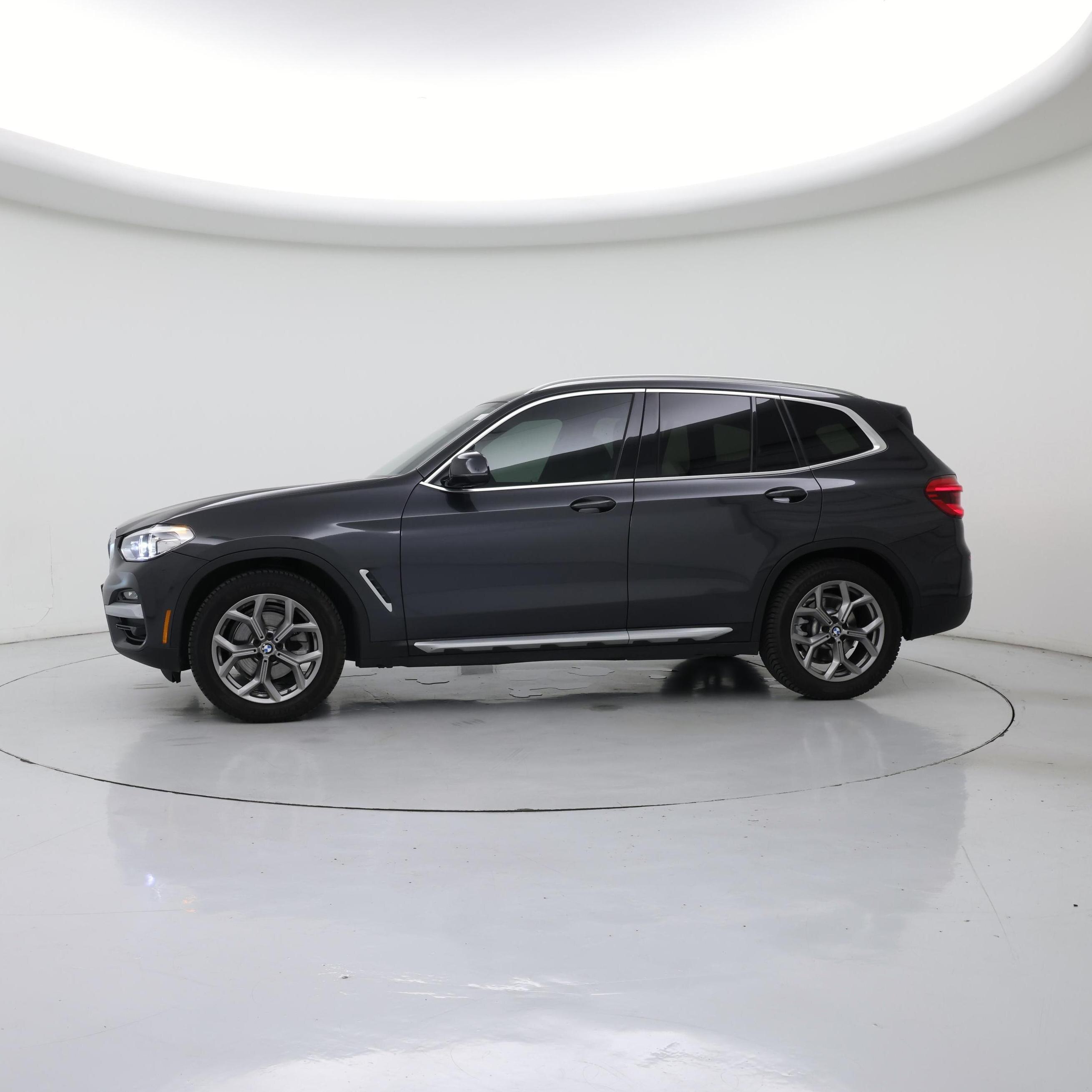 Thumbnail: 2021 BMW X3 - 3