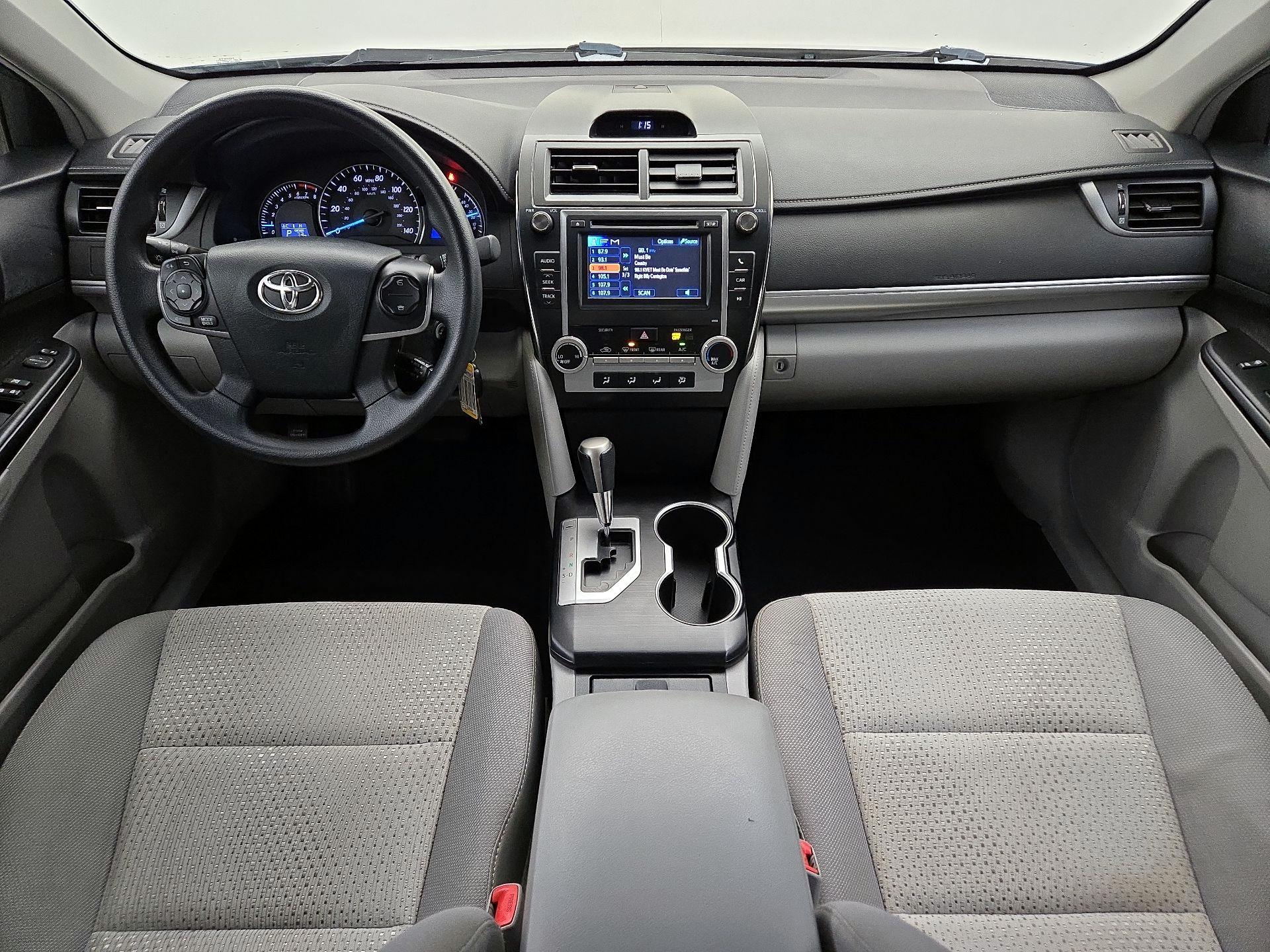 Thumbnail: 2013 Toyota Camry - 9