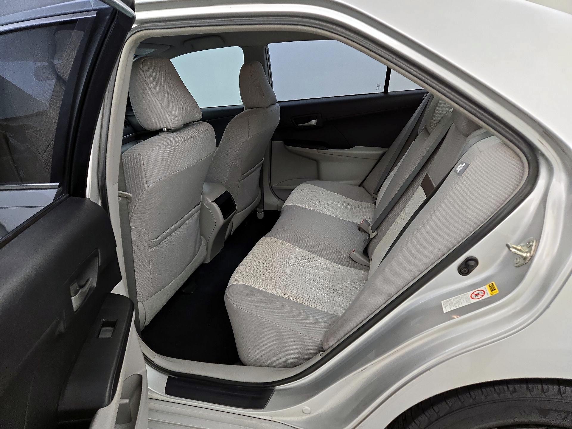 Thumbnail: 2013 Toyota Camry - 18