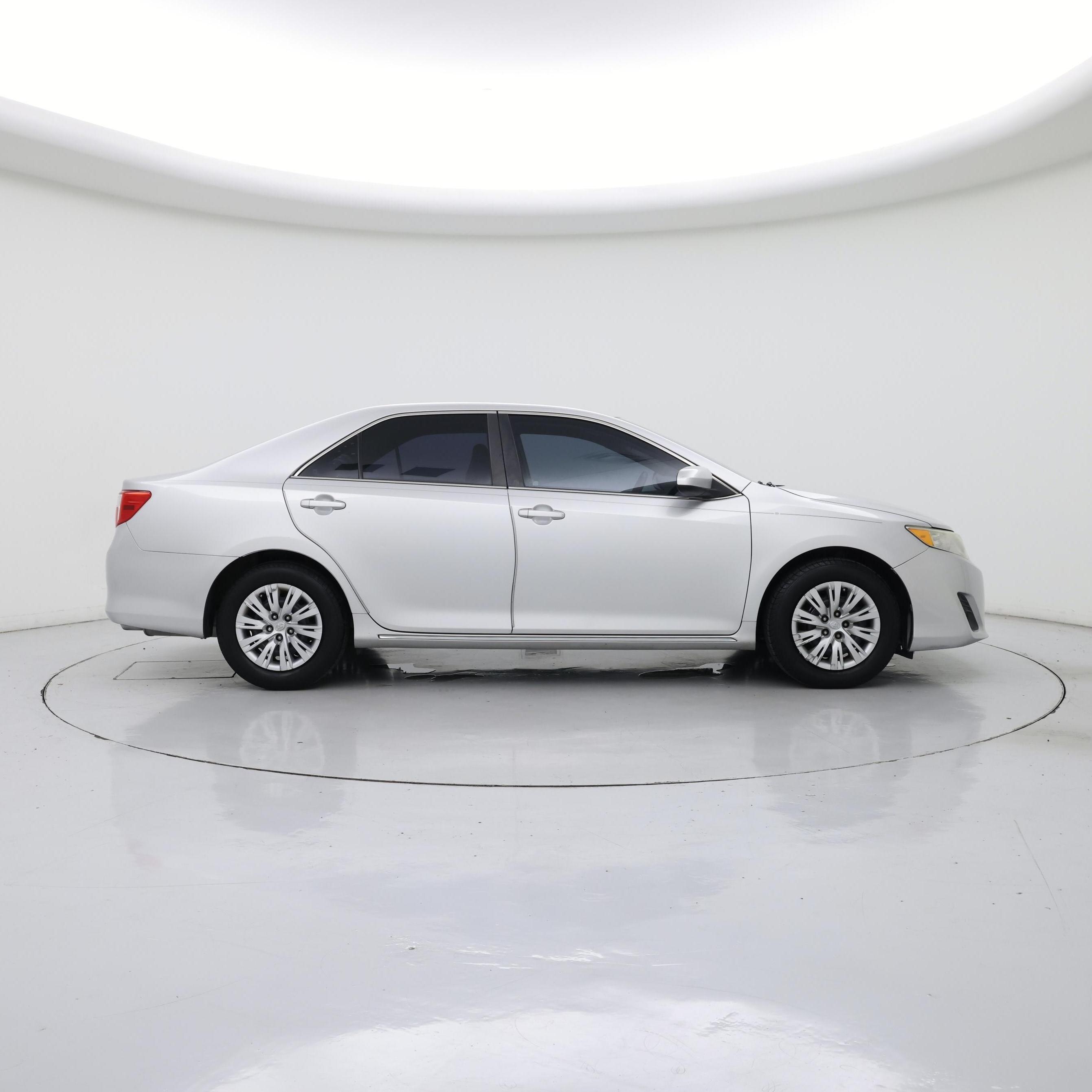 Thumbnail: 2013 Toyota Camry - 7