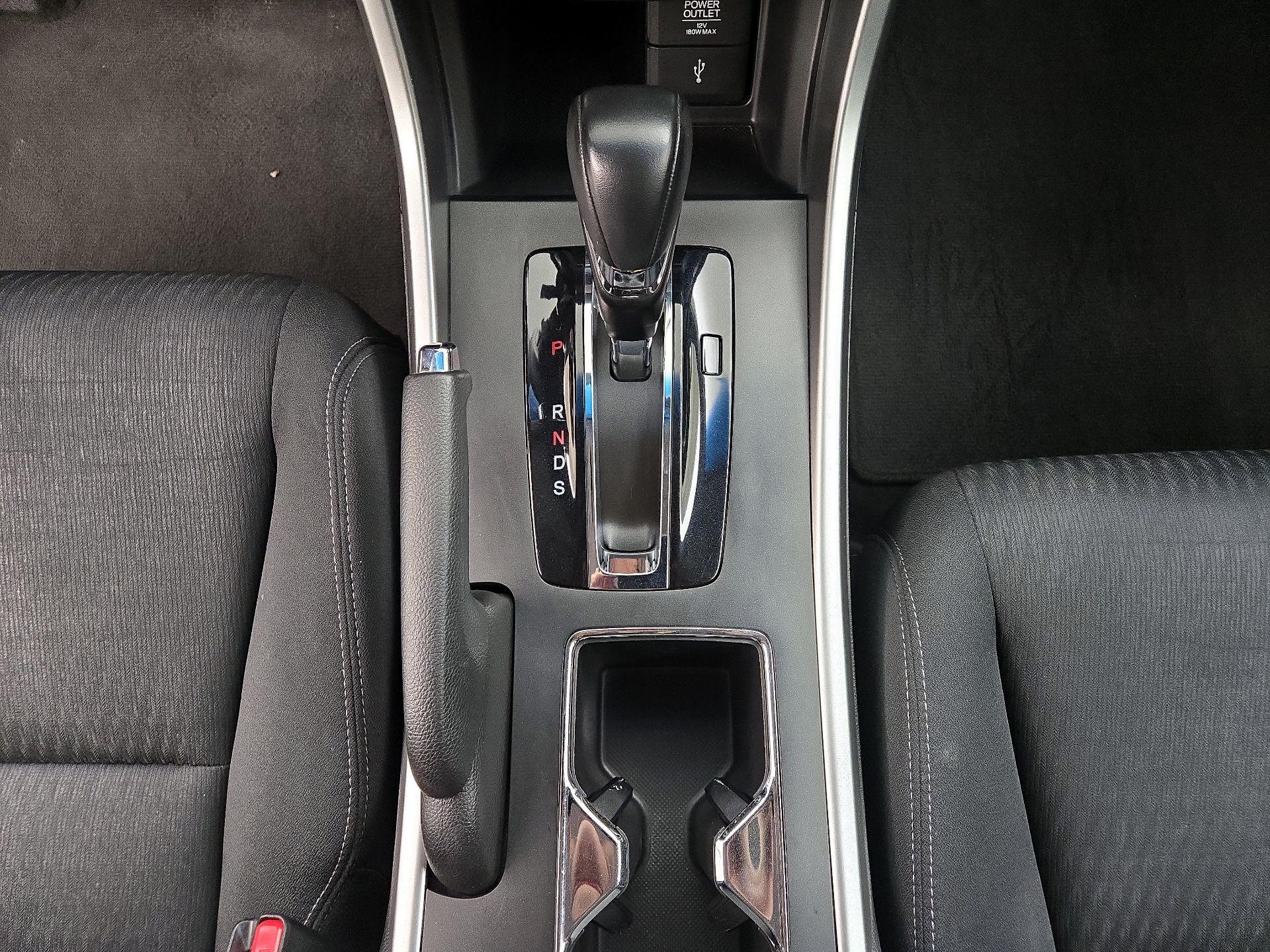 Thumbnail: 2013 Honda Accord - 17