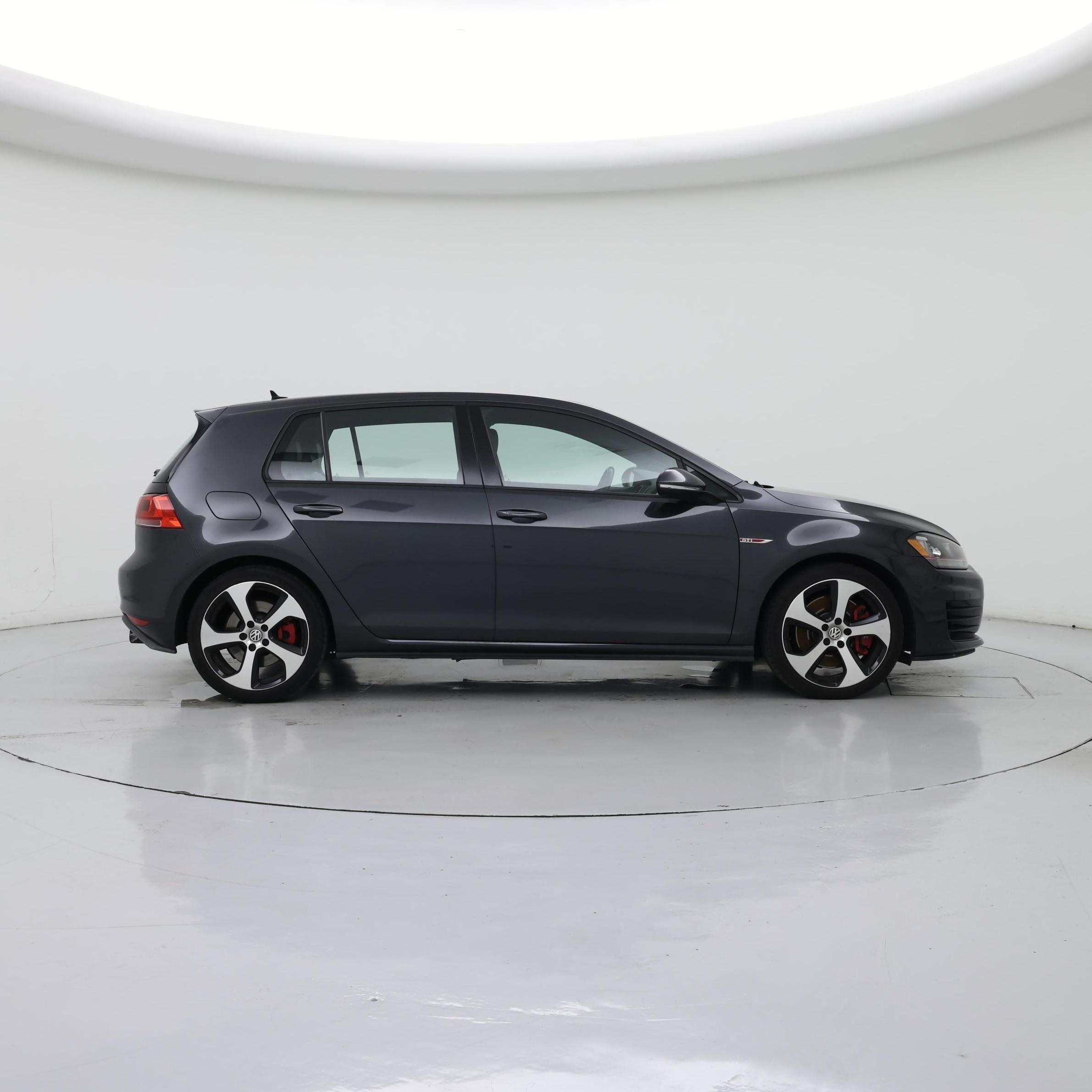 Thumbnail: 2015 Volkswagen Golf - 7