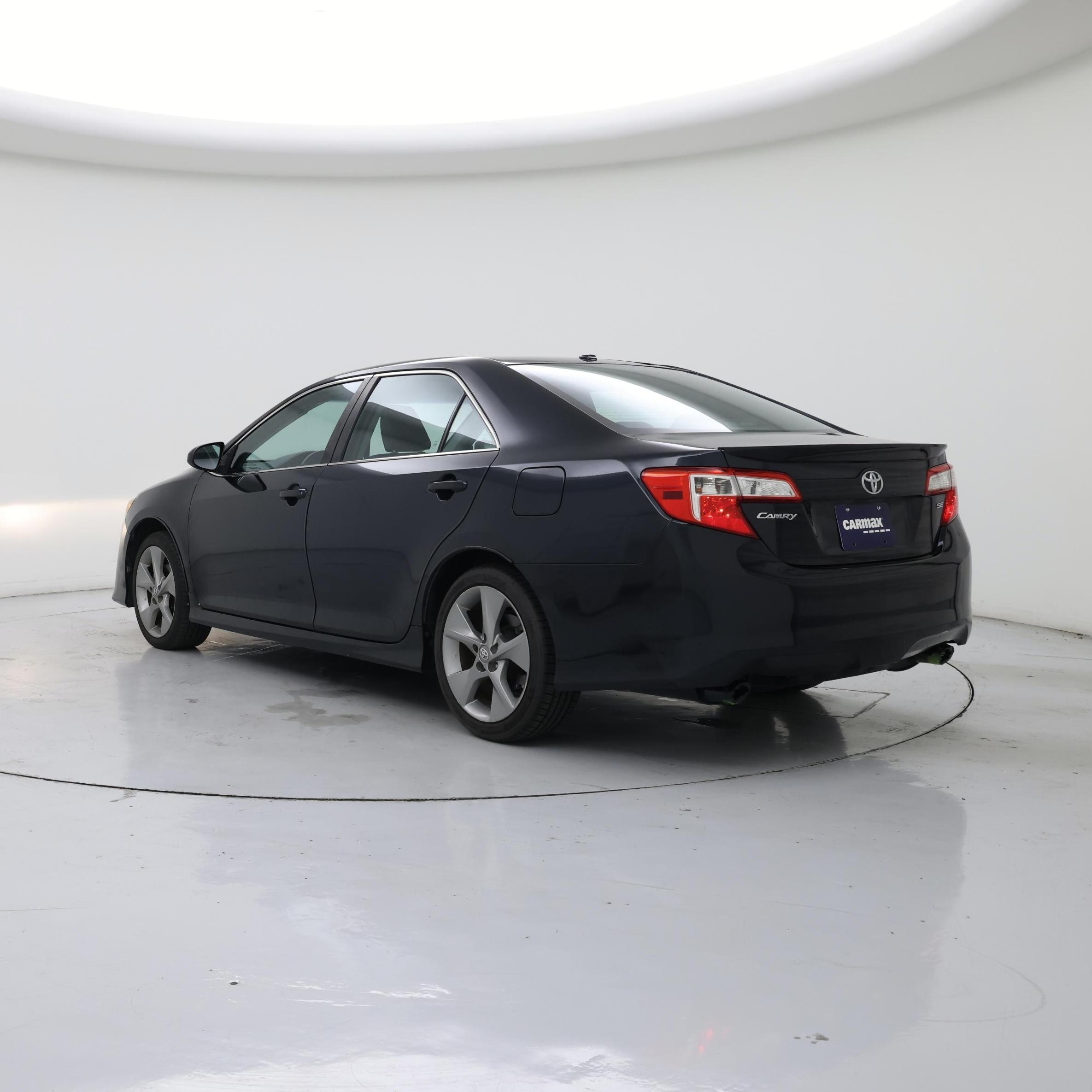 Thumbnail: 2013 Toyota Camry - 2