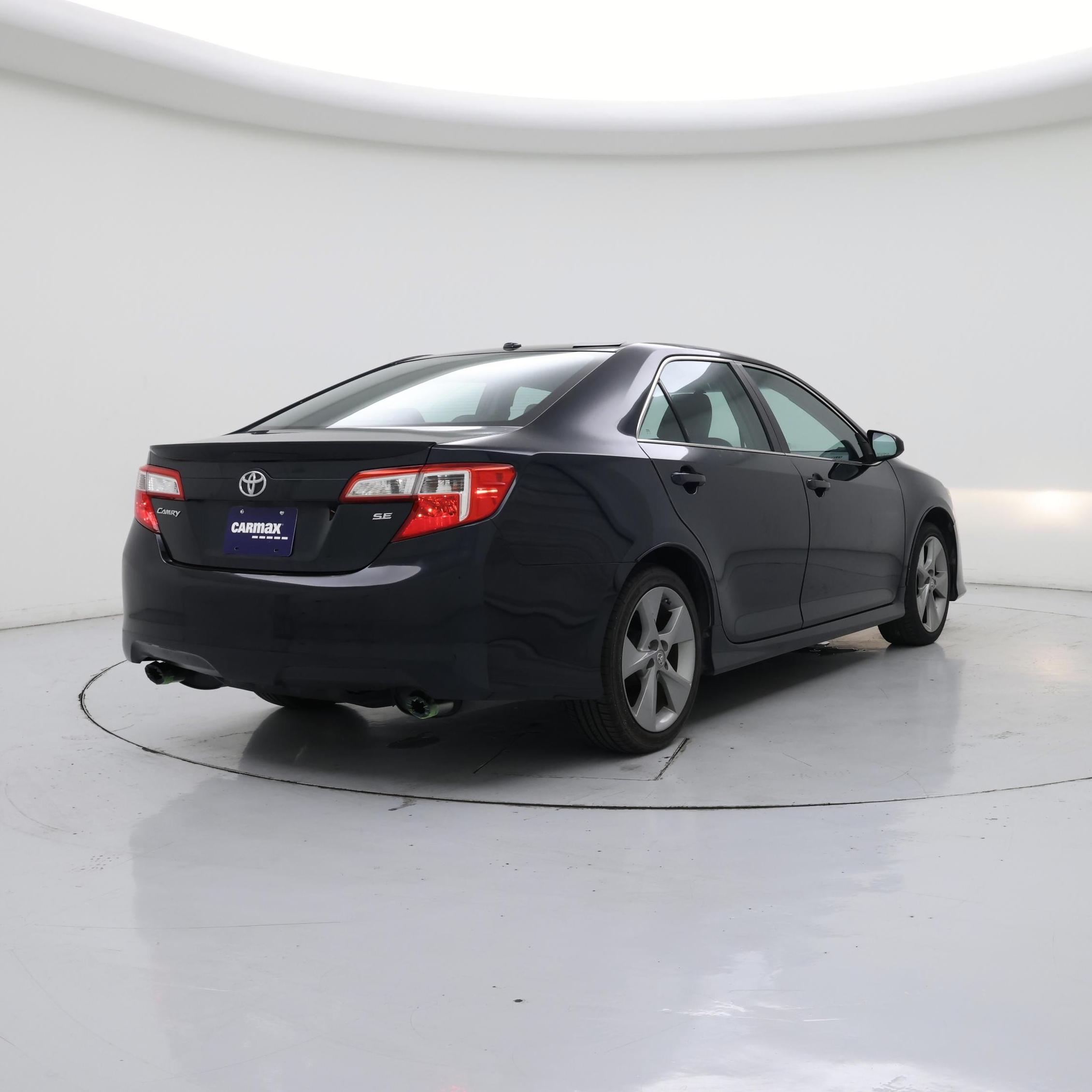 Thumbnail: 2013 Toyota Camry - 8