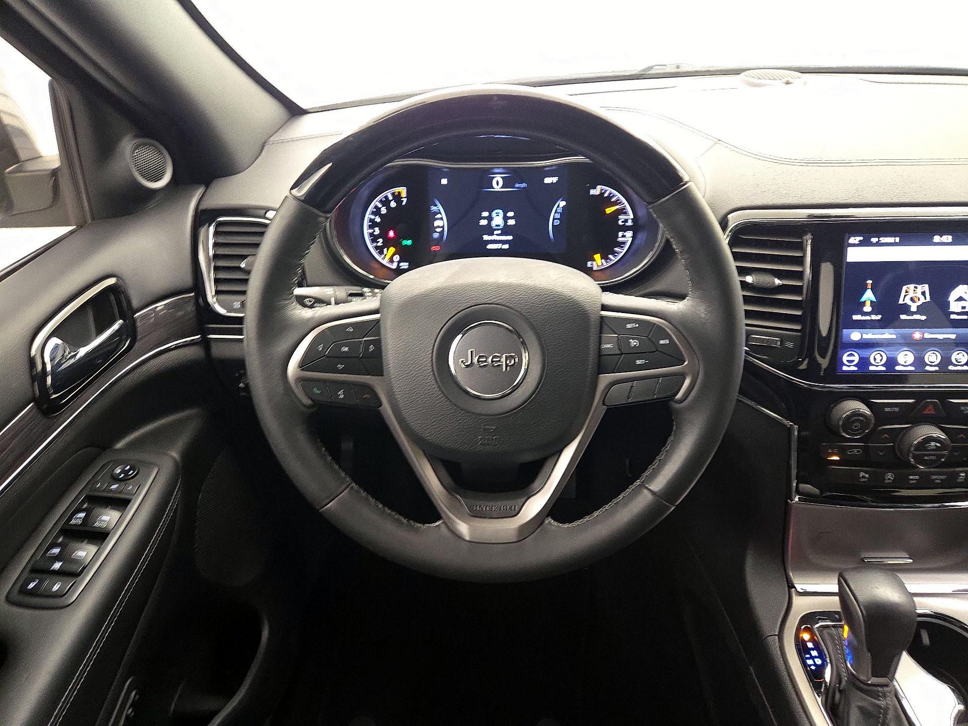 Thumbnail: 2019 Jeep Grand Cherokee - 10