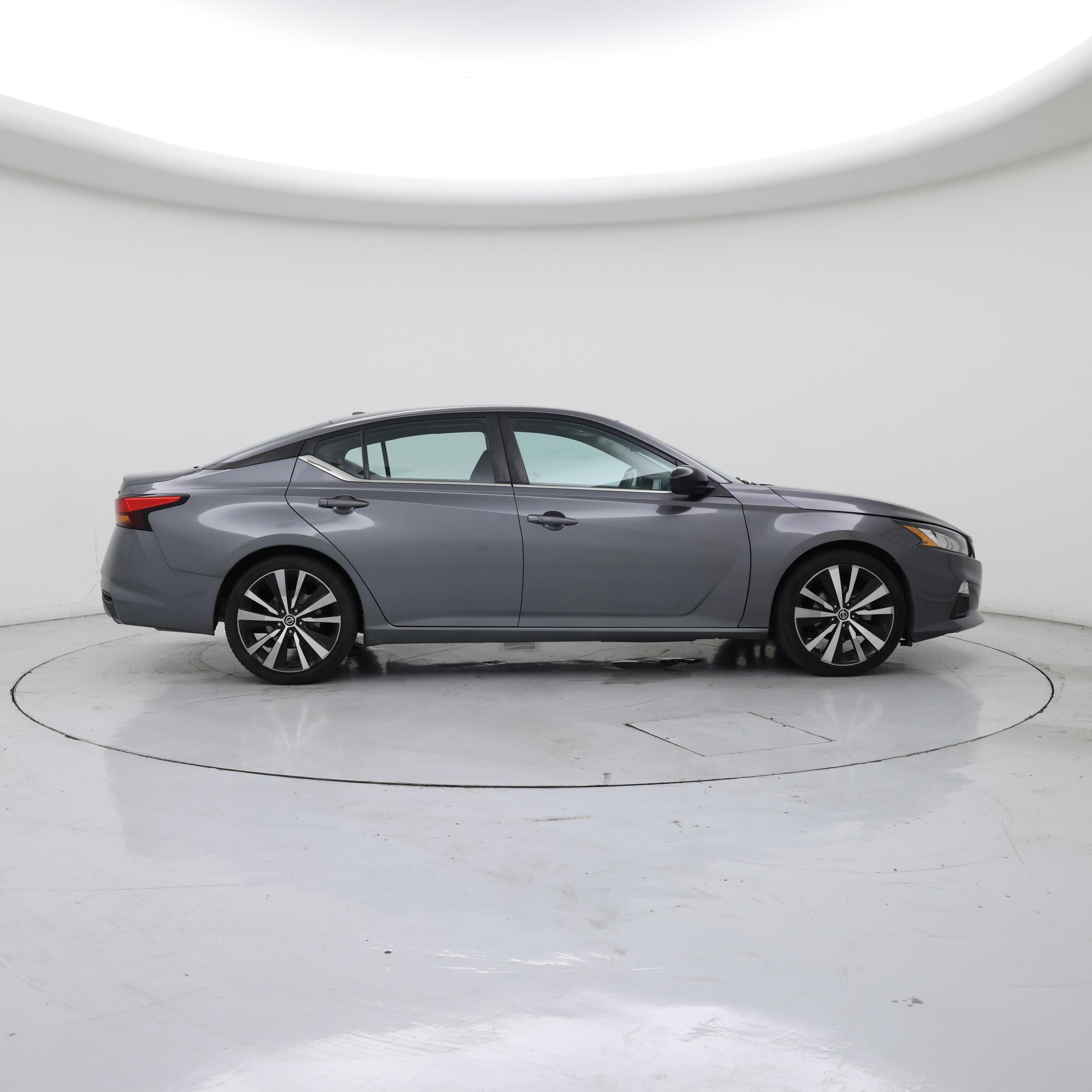 Thumbnail: 2021 Nissan Altima - 7