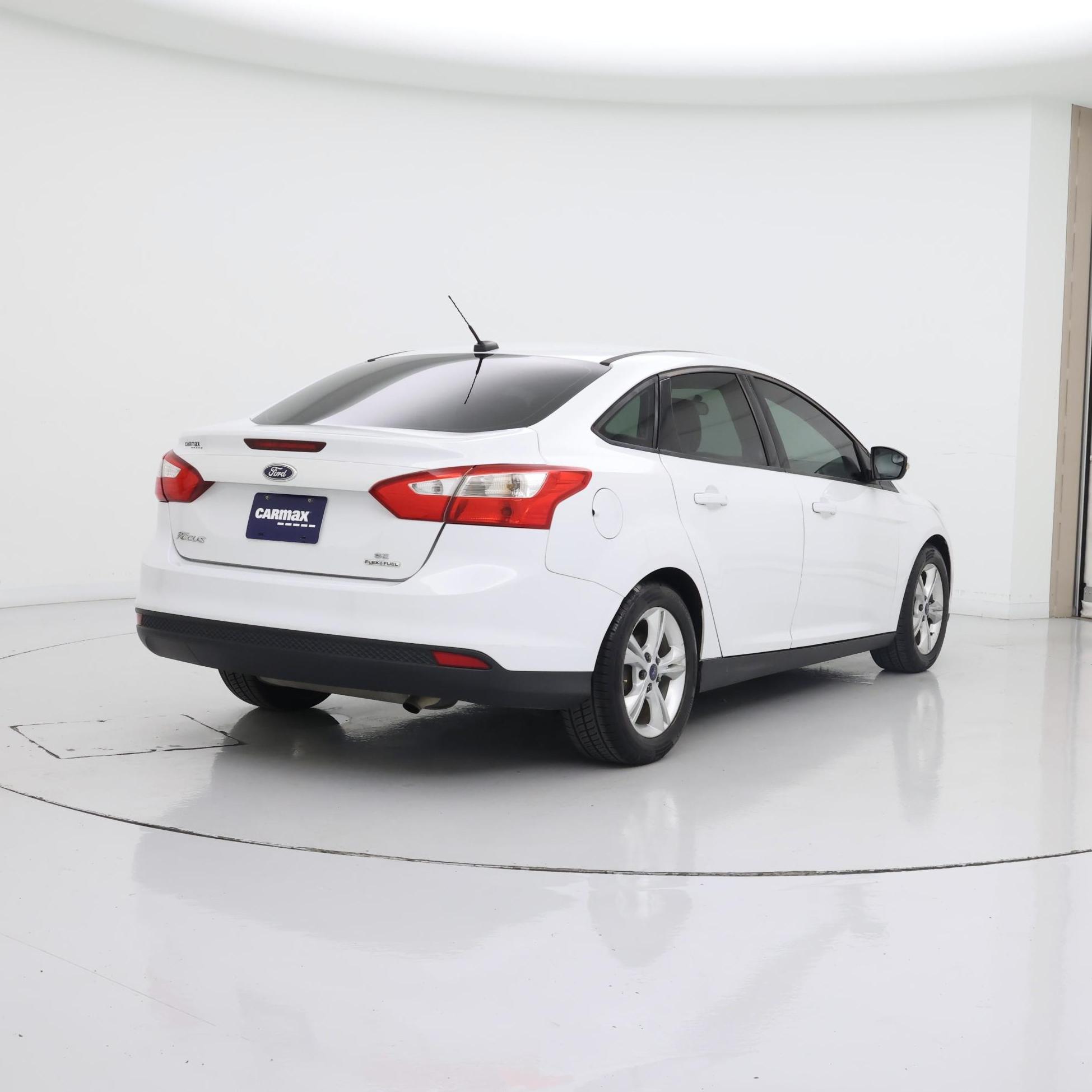 Thumbnail: 2014 Ford Focus - 8