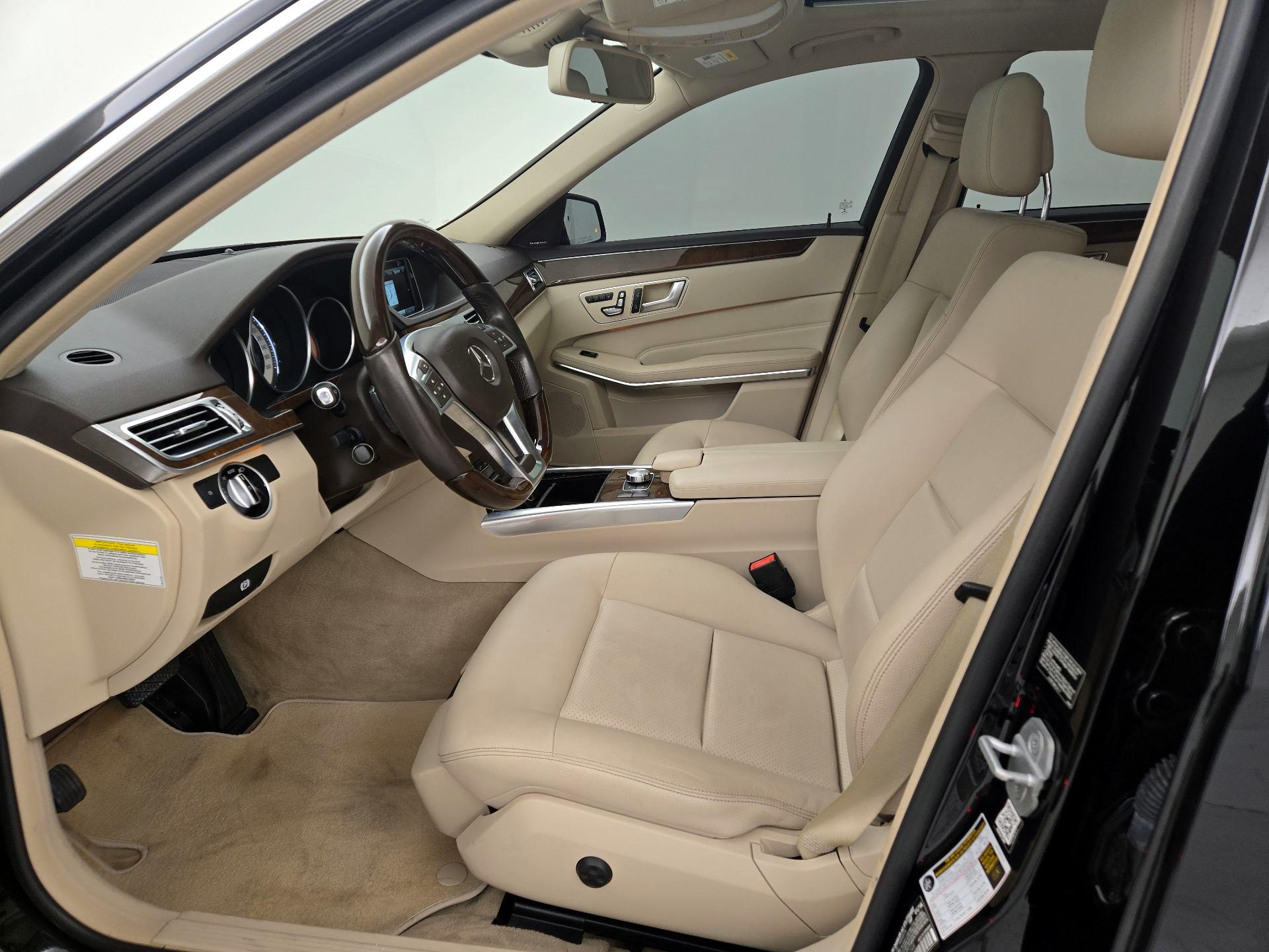 Thumbnail: 2014 Mercedes-Benz E-Class - 11
