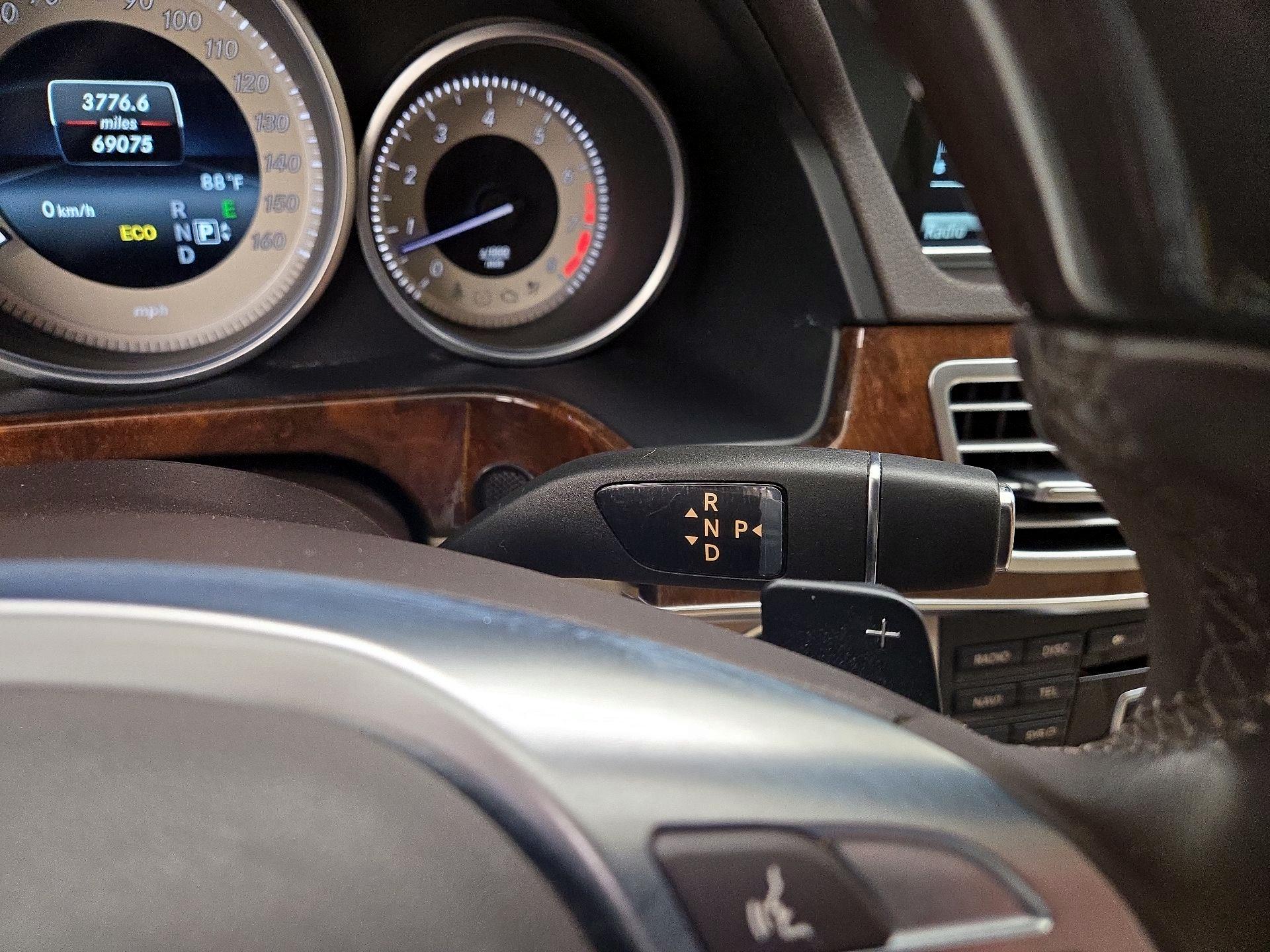 Thumbnail: 2014 Mercedes-Benz E-Class - 17