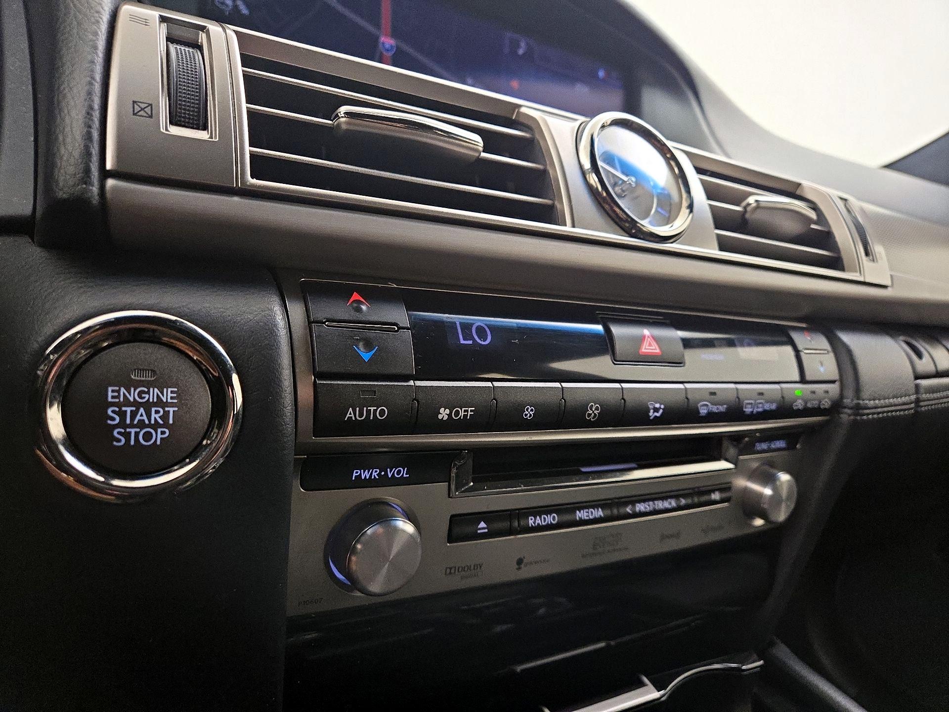 Thumbnail: 2014 Lexus LS - 17