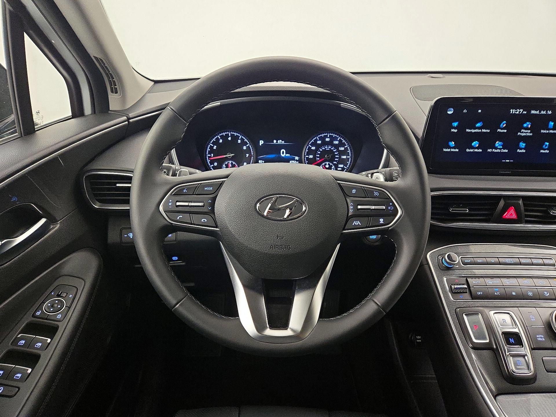 Thumbnail: 2023 Hyundai Santa Fe - 10