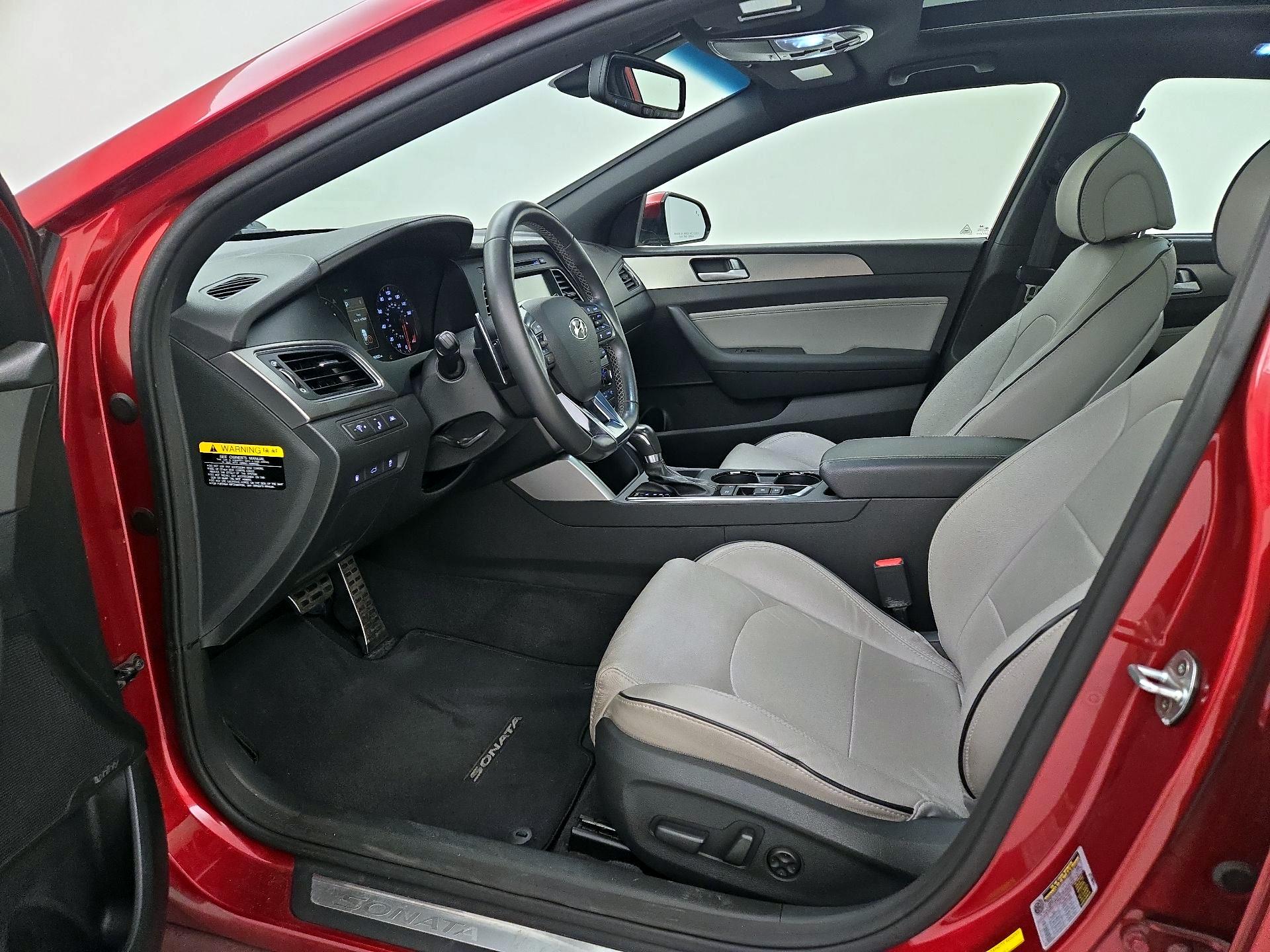 Thumbnail: 2015 Hyundai Sonata - 11