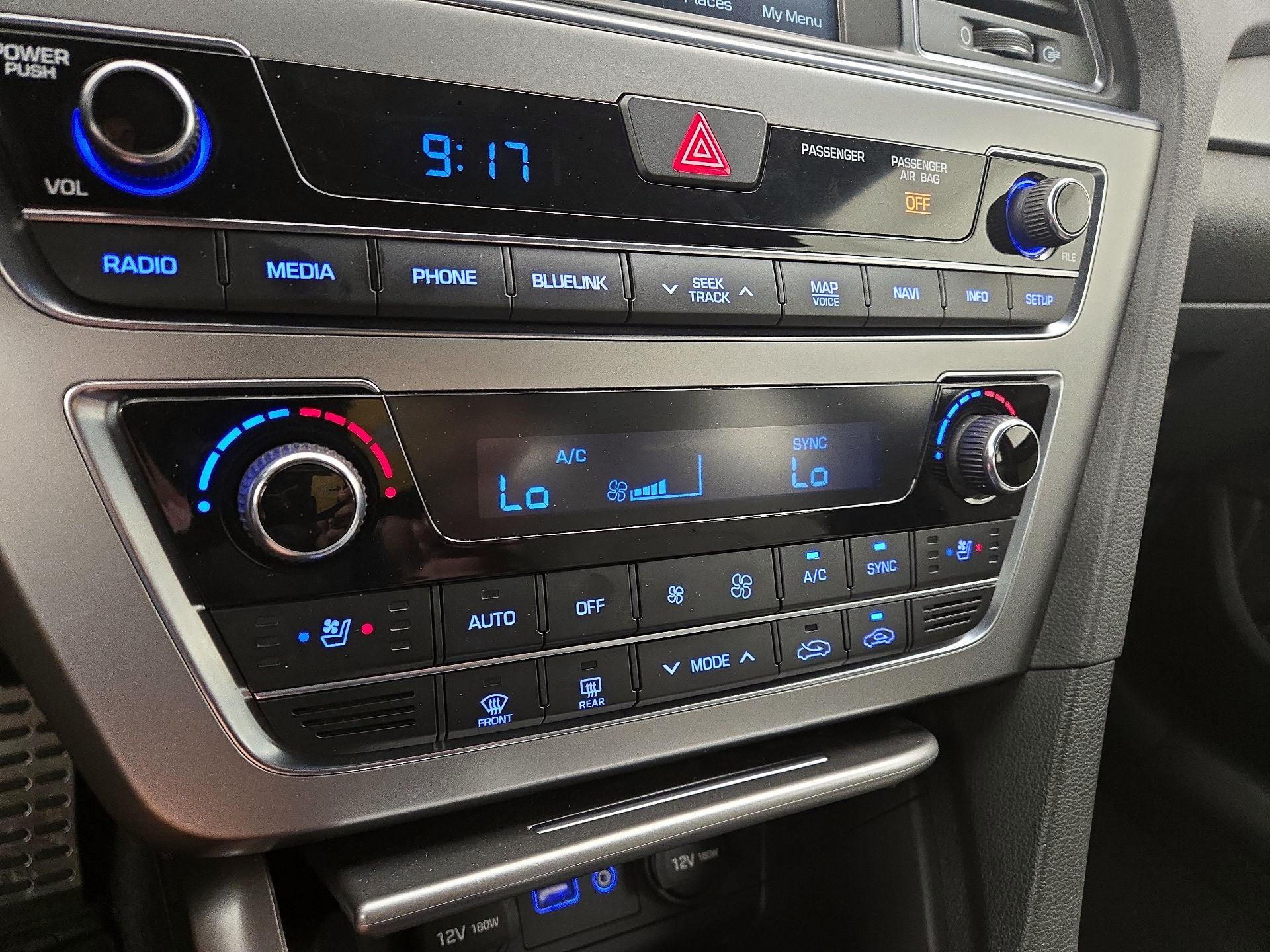 Thumbnail: 2015 Hyundai Sonata - 16