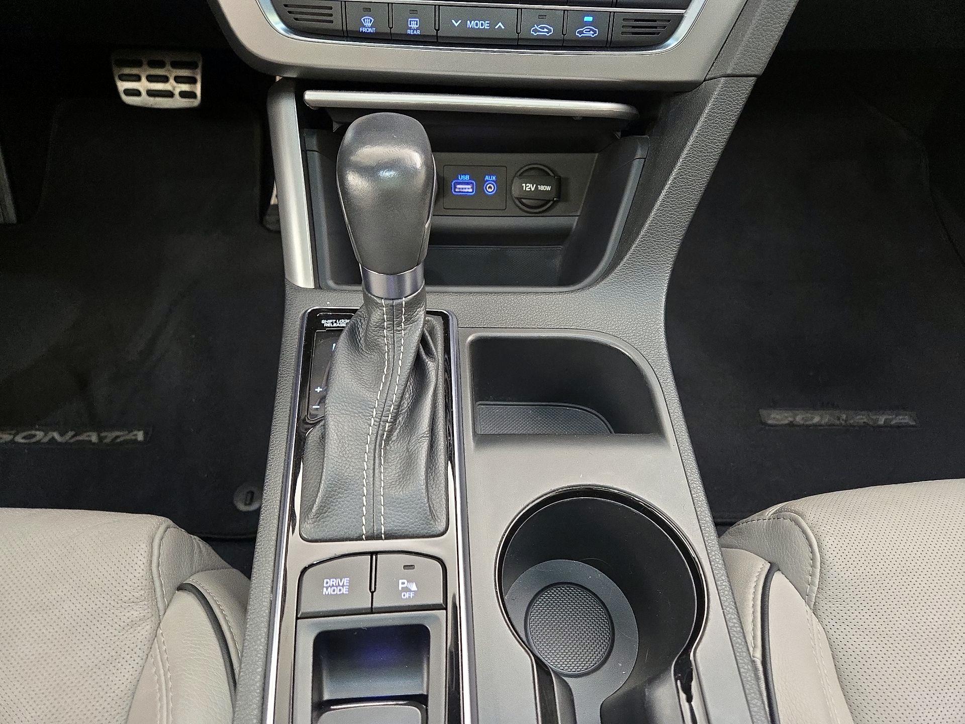 Thumbnail: 2015 Hyundai Sonata - 17