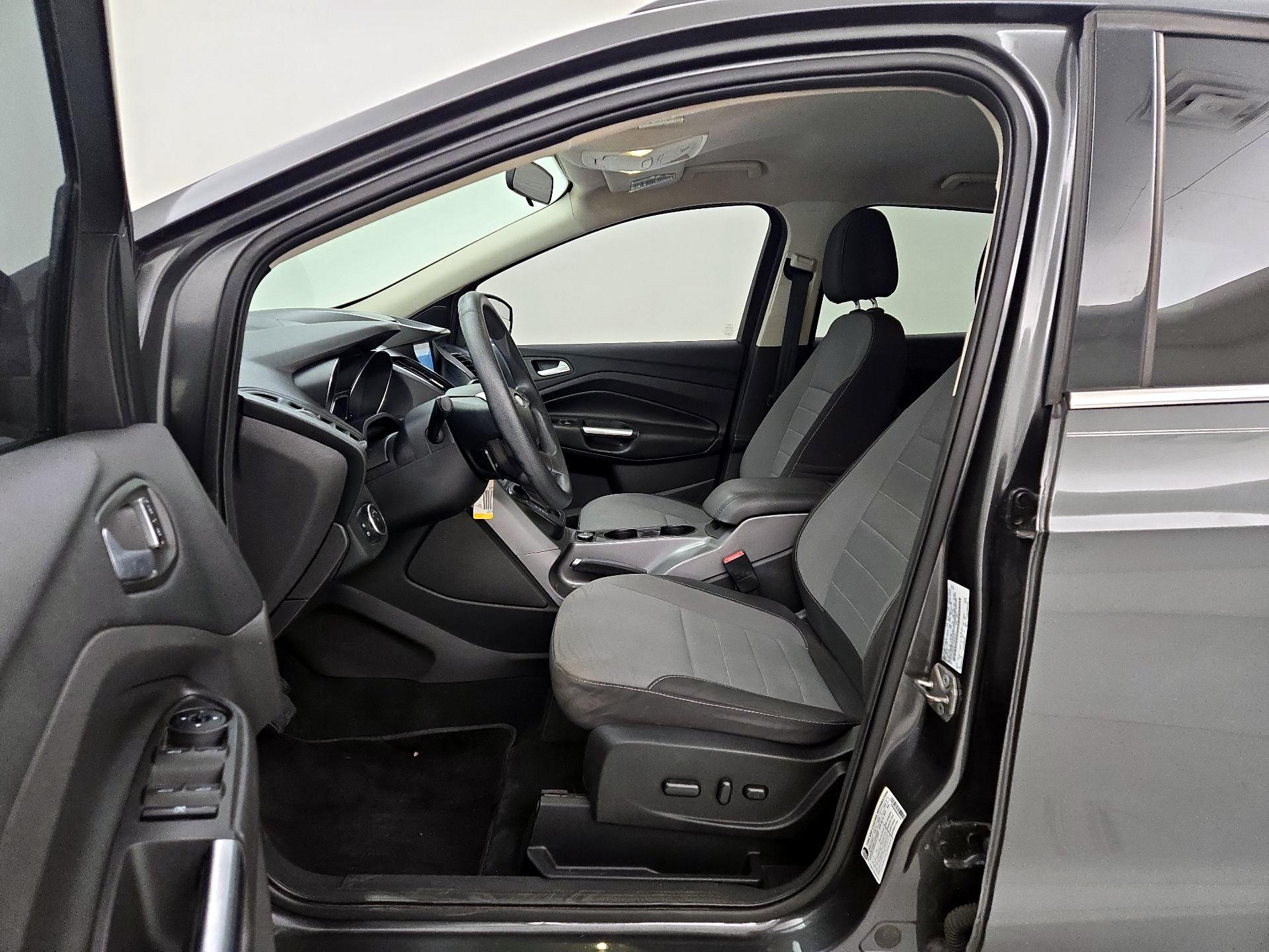 Thumbnail: 2016 Ford Escape - 11
