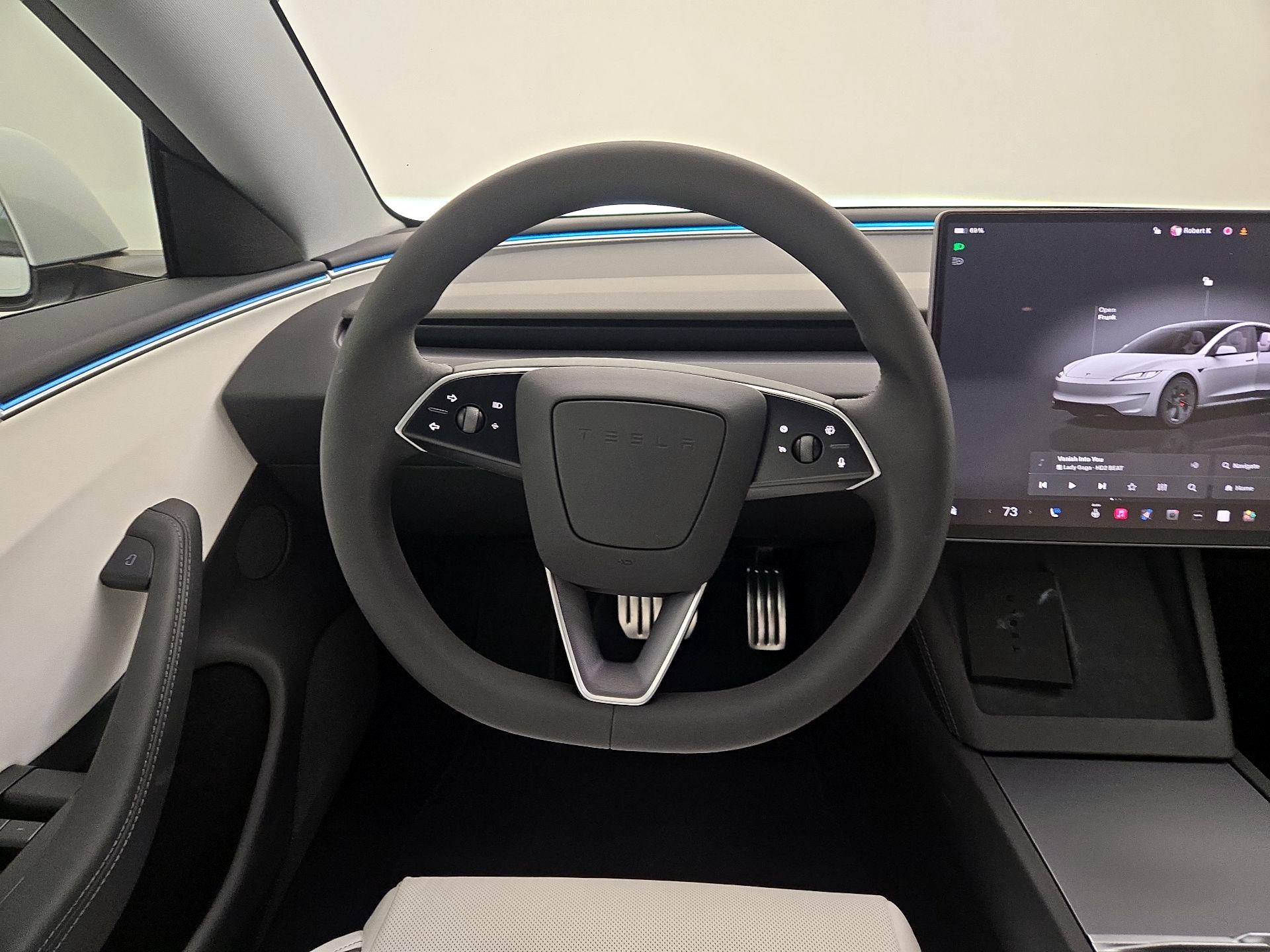 Thumbnail: 2025 Tesla Model 3 - 10