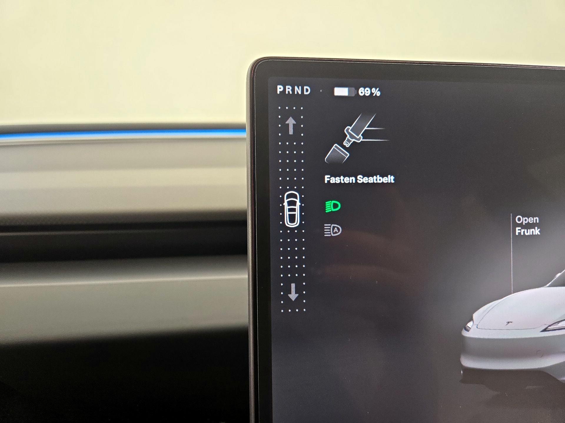 Thumbnail: 2025 Tesla Model 3 - 17