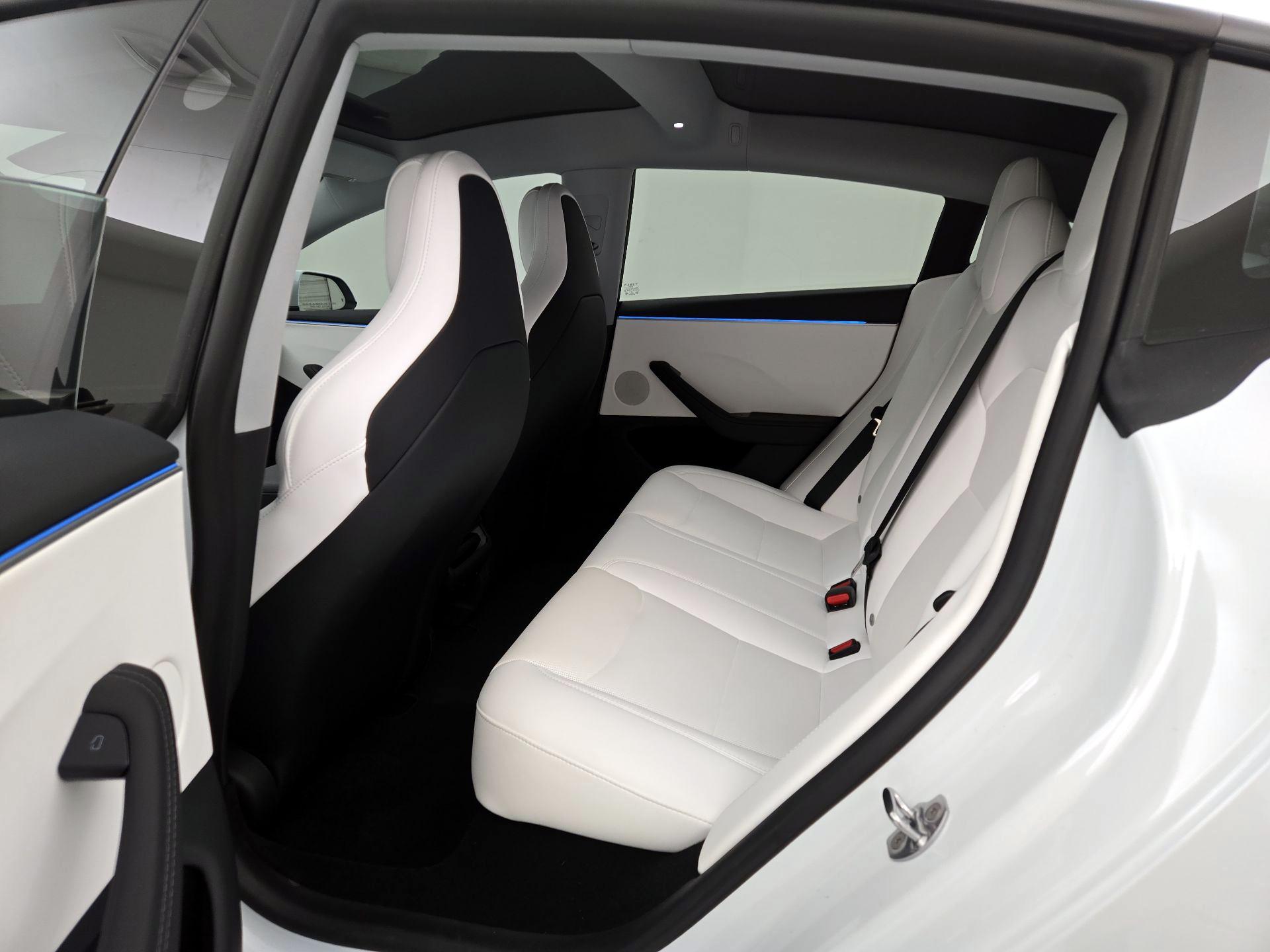 Thumbnail: 2025 Tesla Model 3 - 19