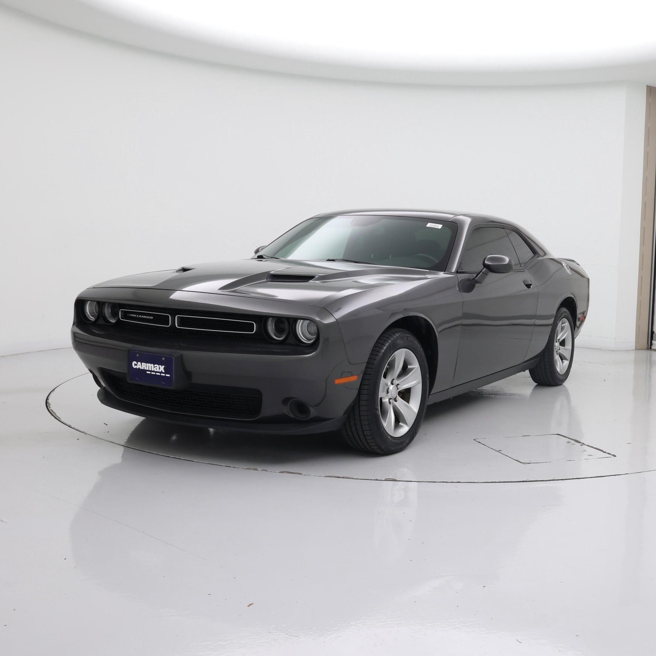 Thumbnail: 2022 Dodge Challenger - 4