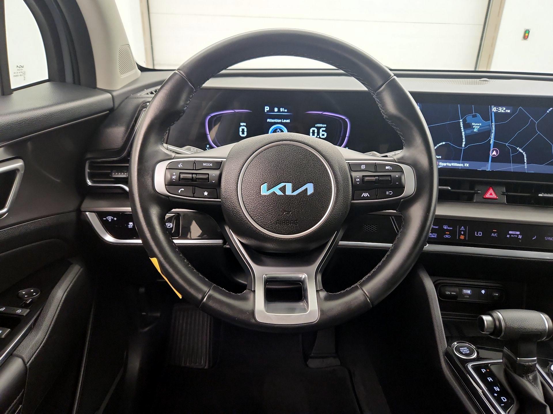 Thumbnail: 2023 Kia Sportage - 10