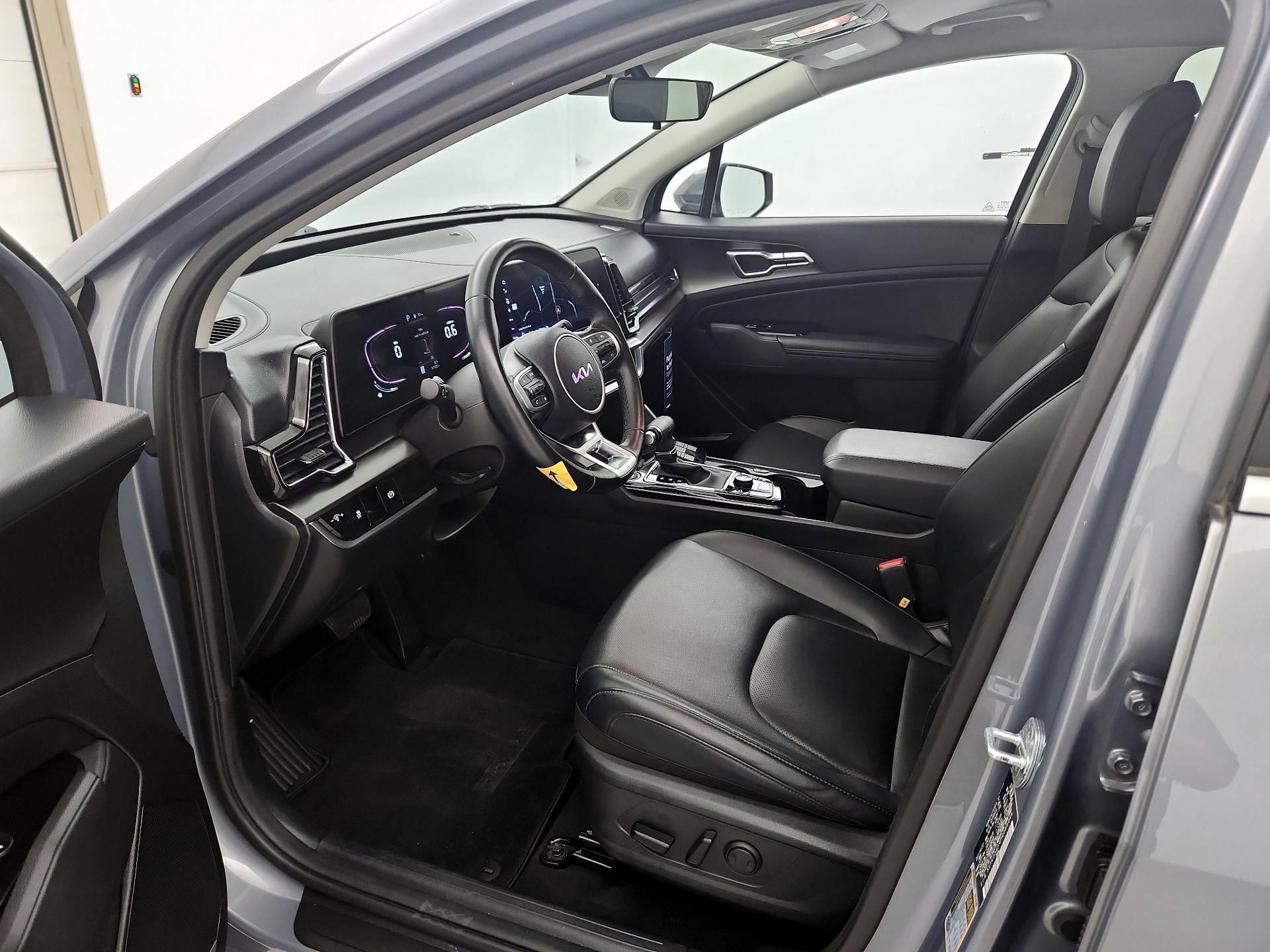 Thumbnail: 2023 Kia Sportage - 11