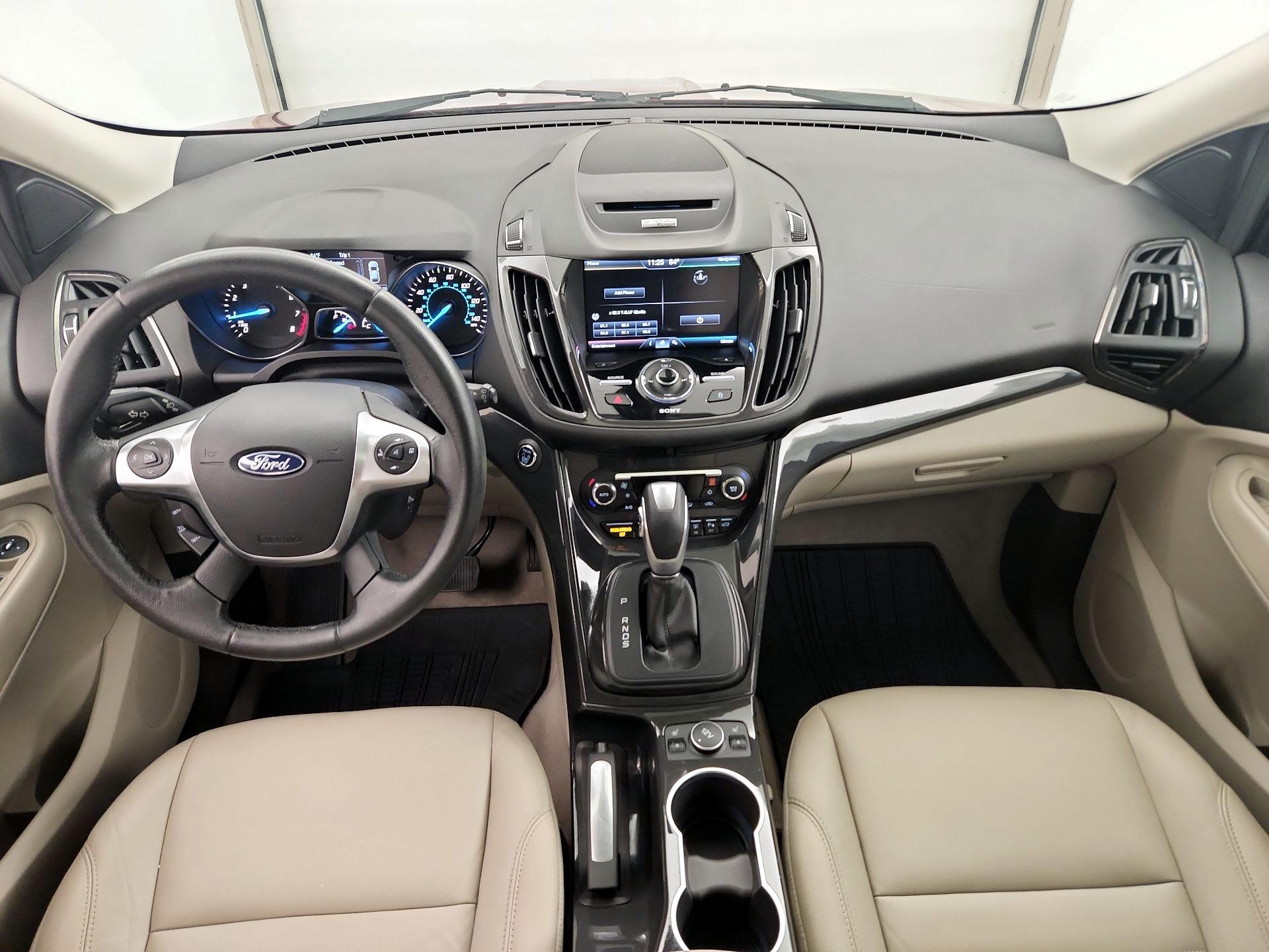 Thumbnail: 2015 Ford Escape - 9