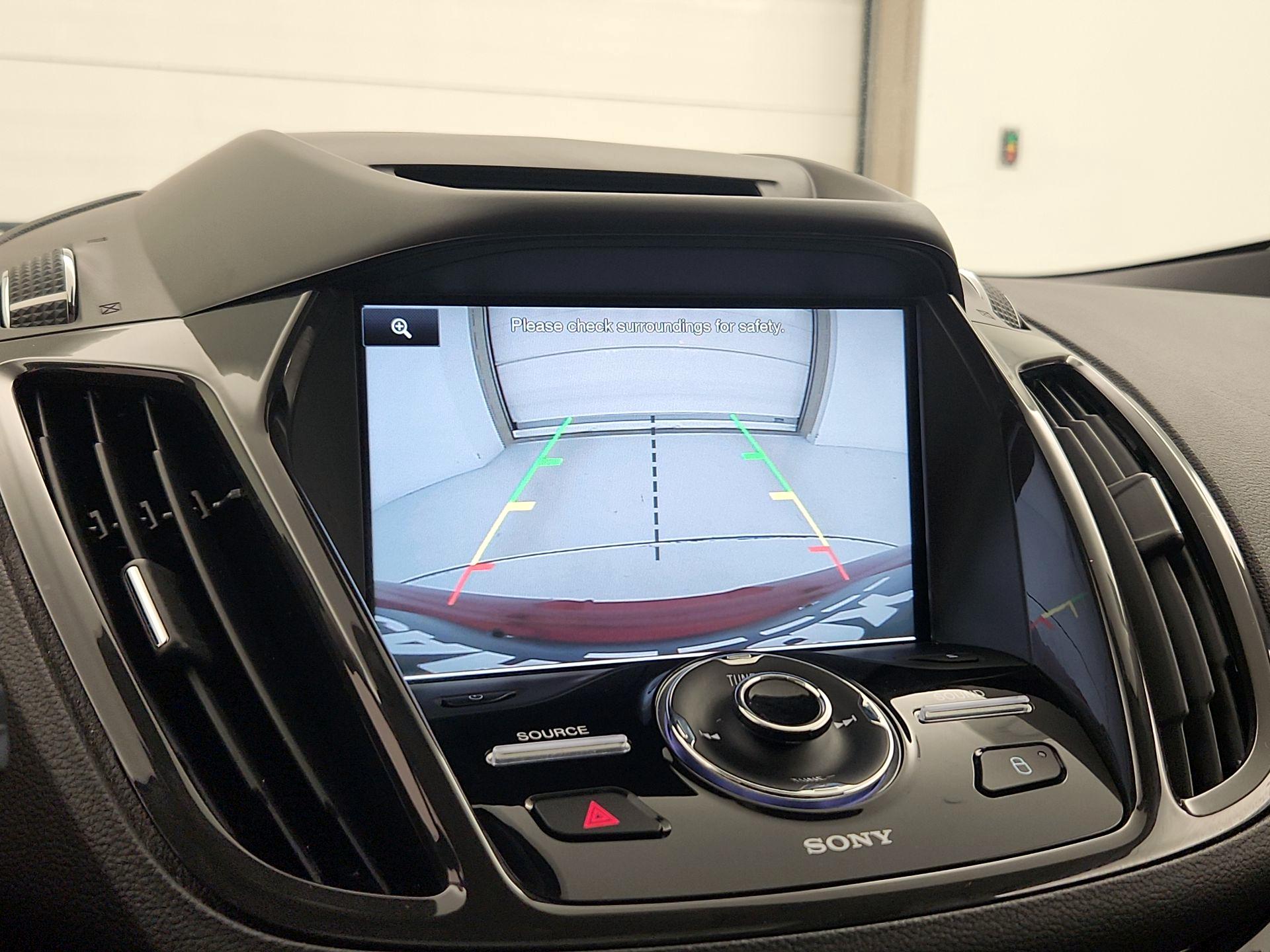 Thumbnail: 2015 Ford Escape - 14
