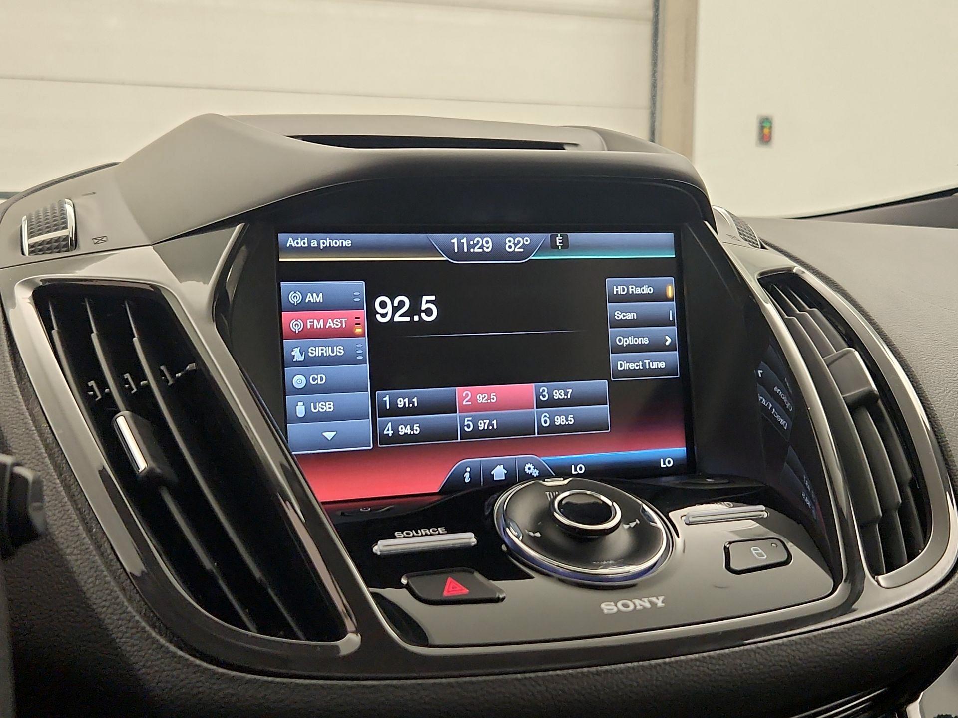 Thumbnail: 2015 Ford Escape - 15