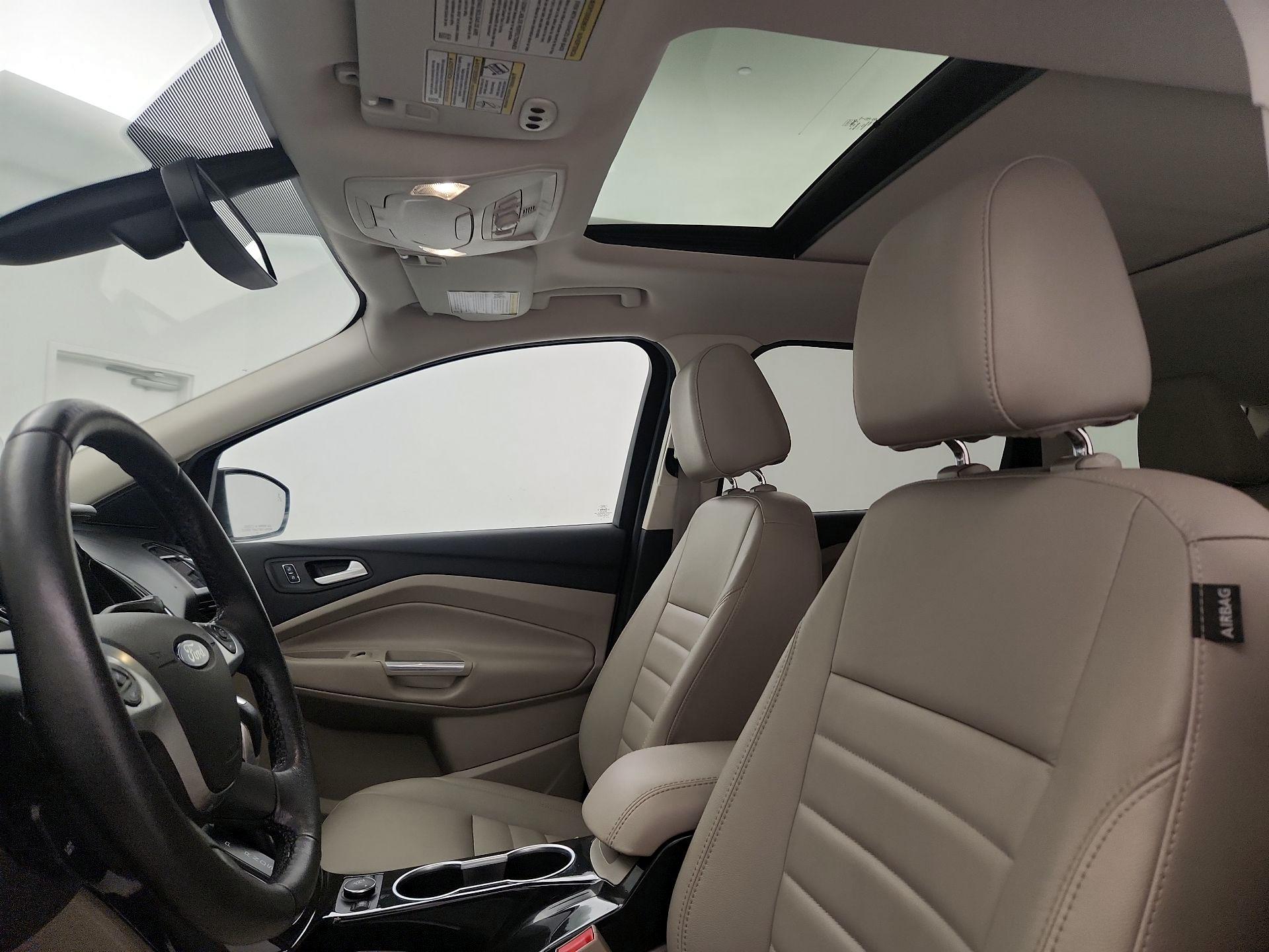 Thumbnail: 2015 Ford Escape - 18