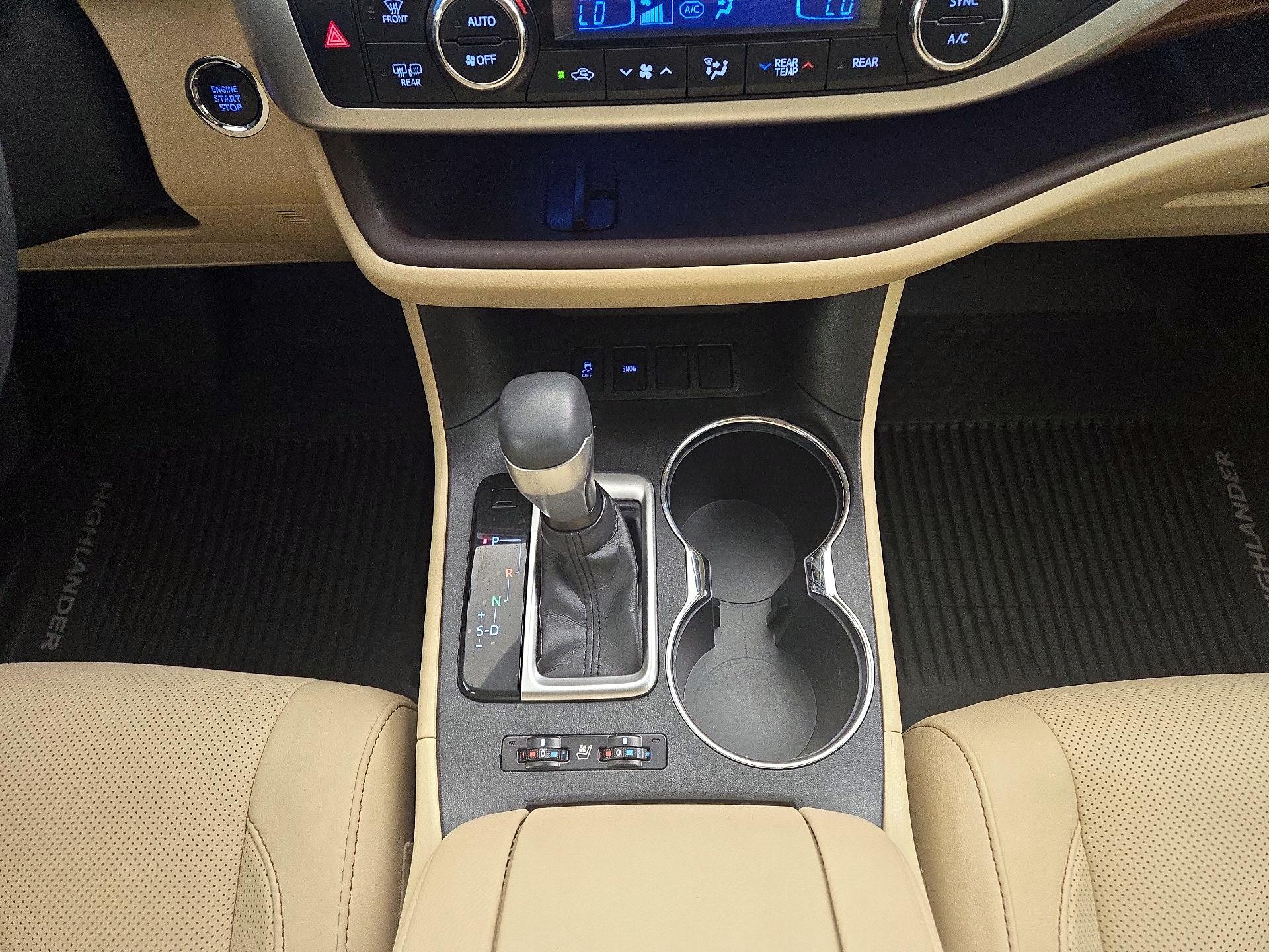 Thumbnail: 2019 Toyota Highlander - 18