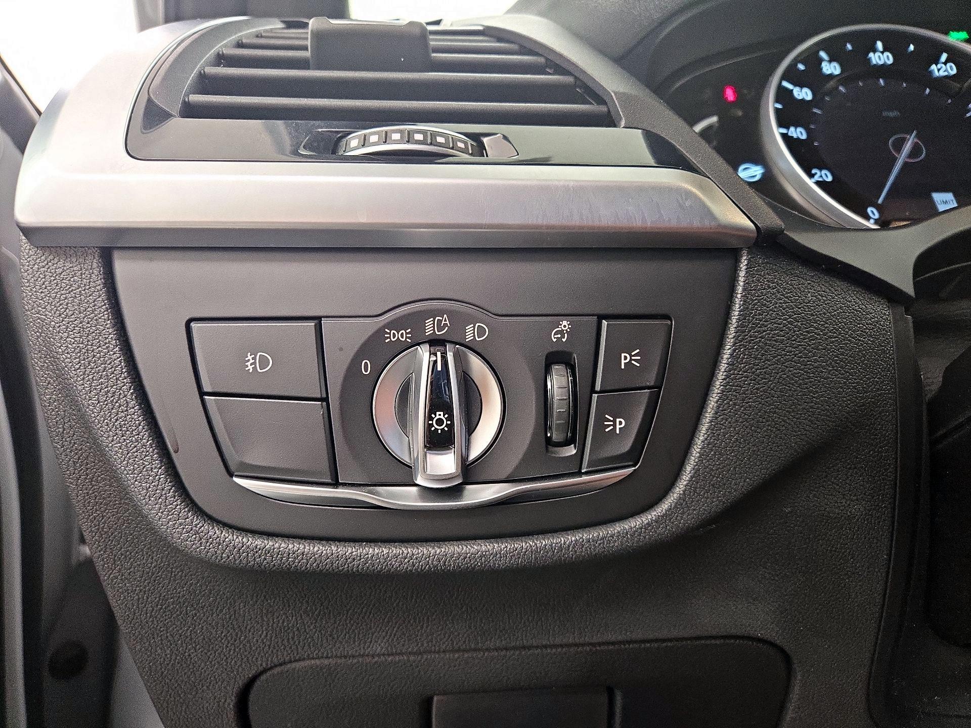Thumbnail: 2019 BMW X3 - 13