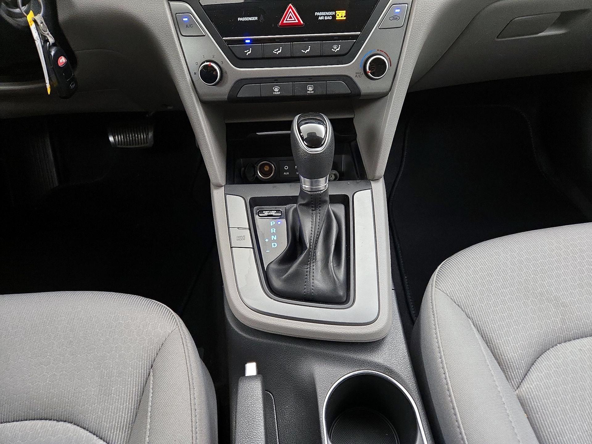 Thumbnail: 2017 Hyundai Elantra - 17