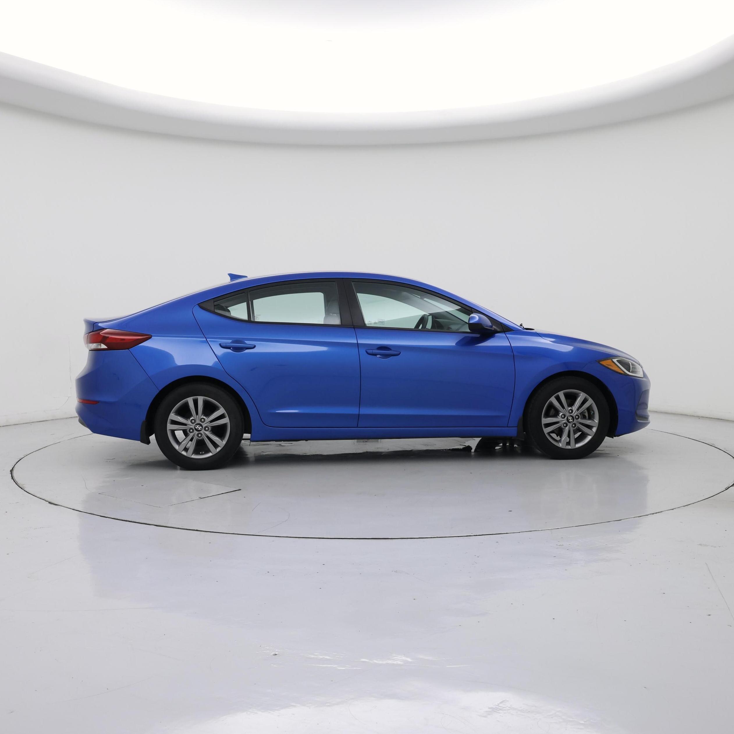 Thumbnail: 2017 Hyundai Elantra - 7