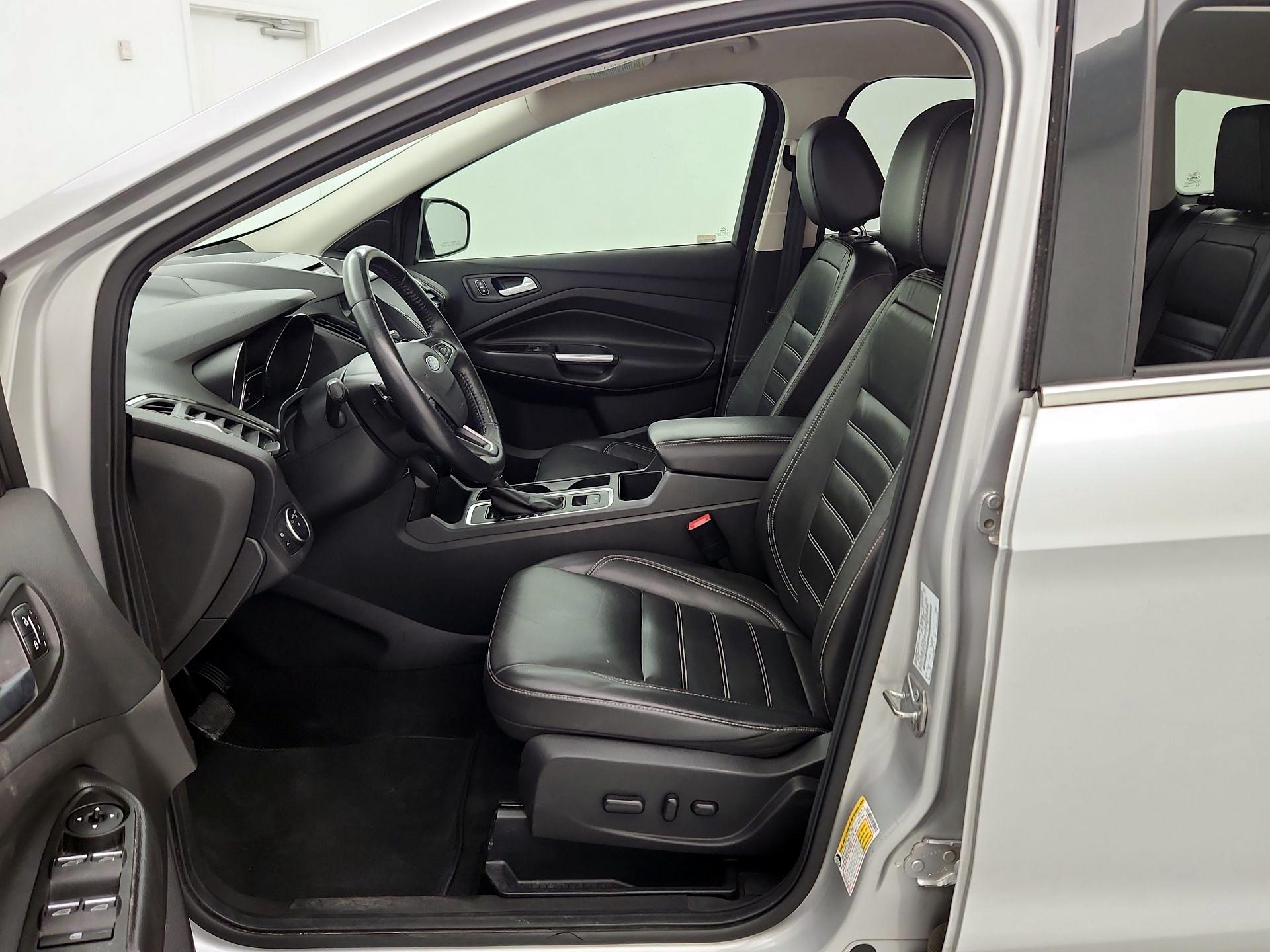 Thumbnail: 2017 Ford Escape - 11