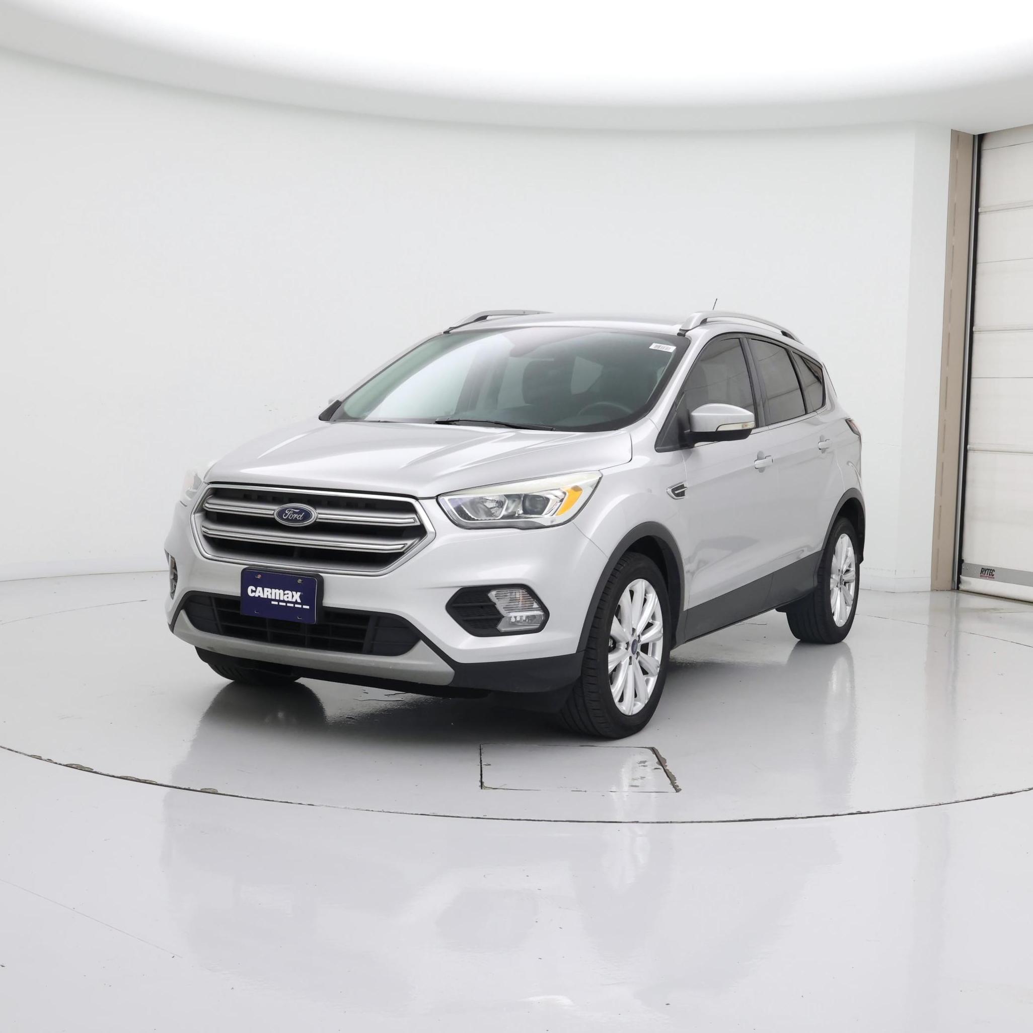 Thumbnail: 2017 Ford Escape - 4