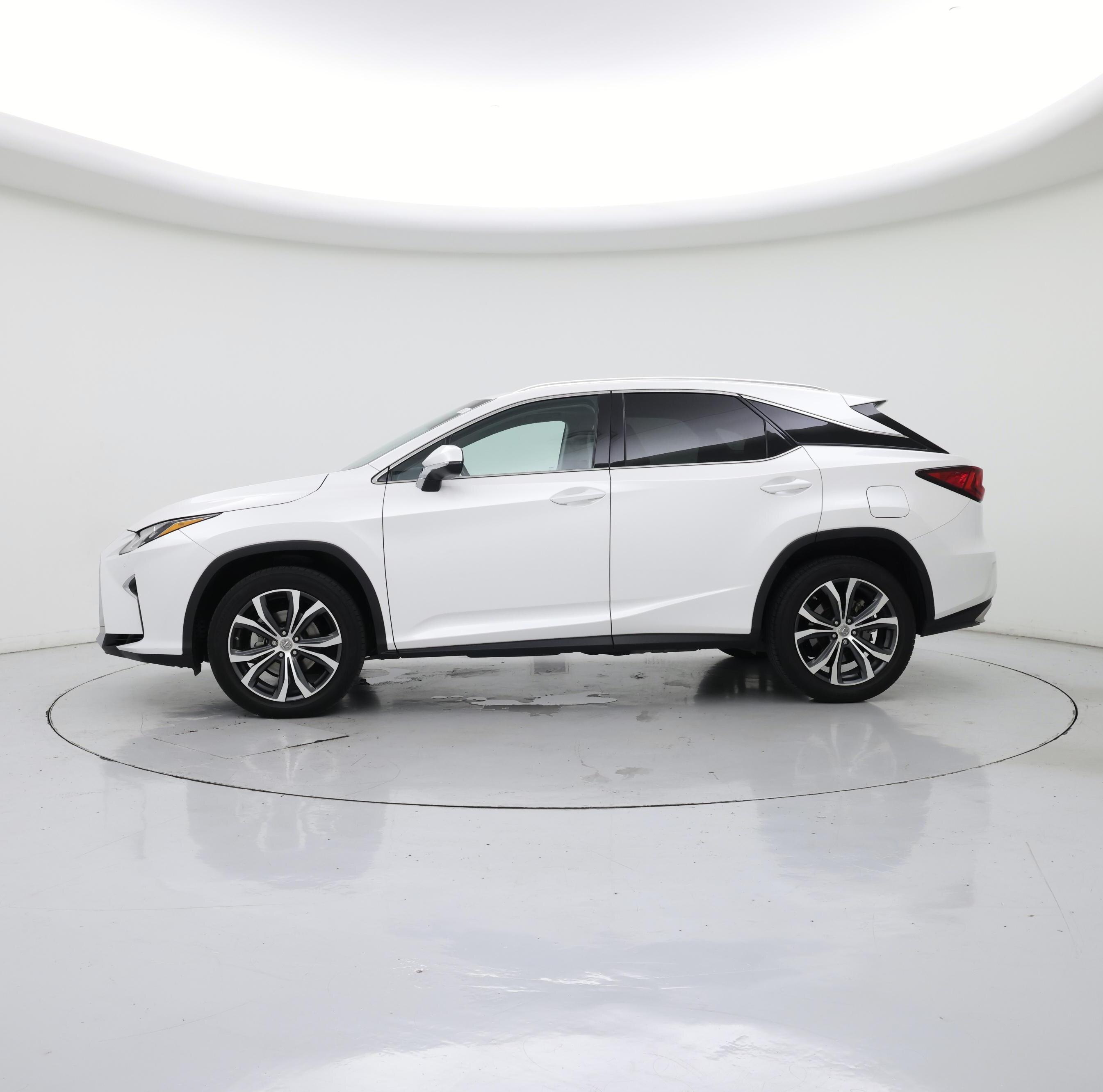 Thumbnail: 2017 Lexus RX - 3