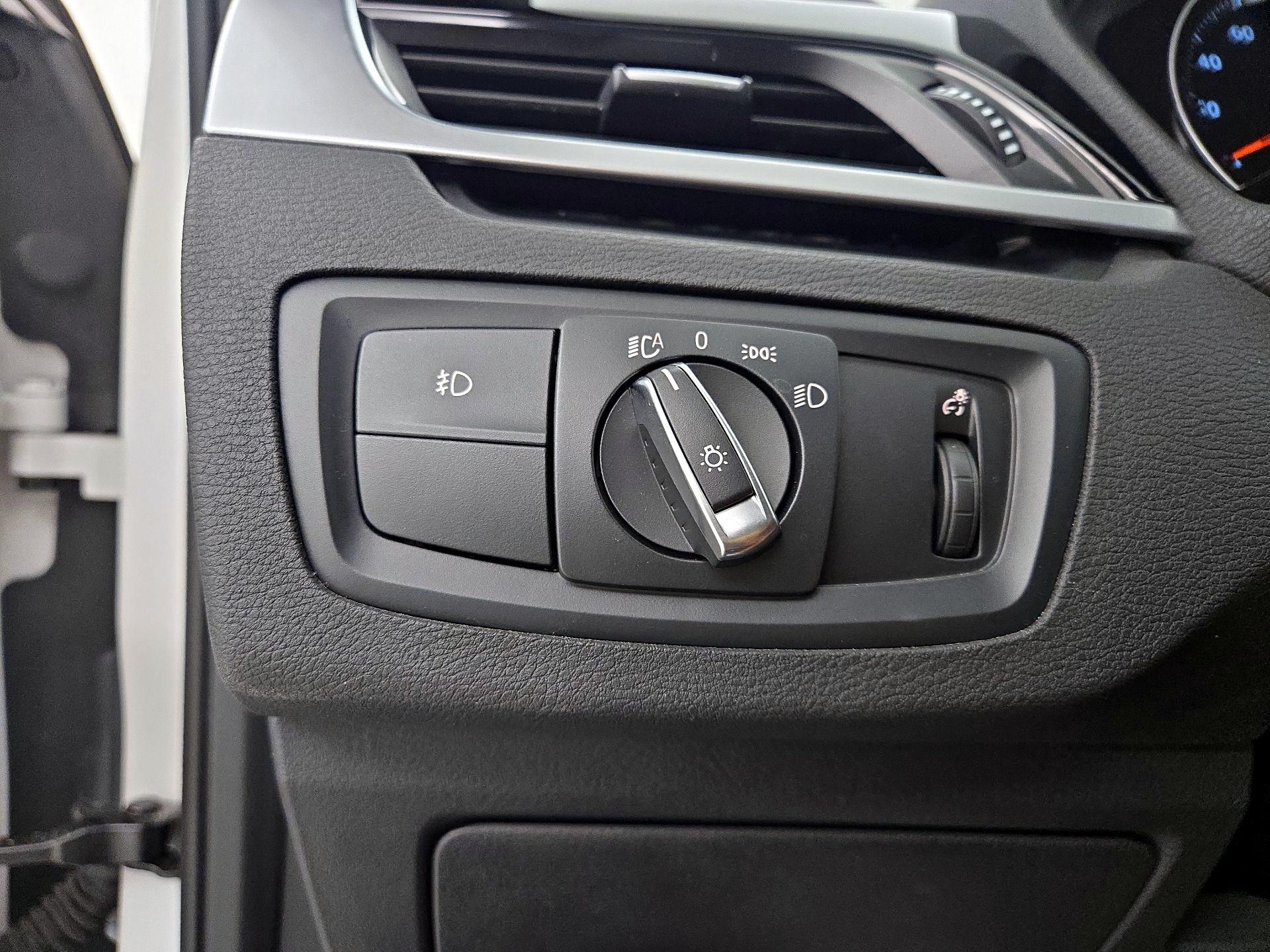 Thumbnail: 2019 BMW X1 - 13